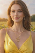 collier doré avec soleil - Le Roi Soleil