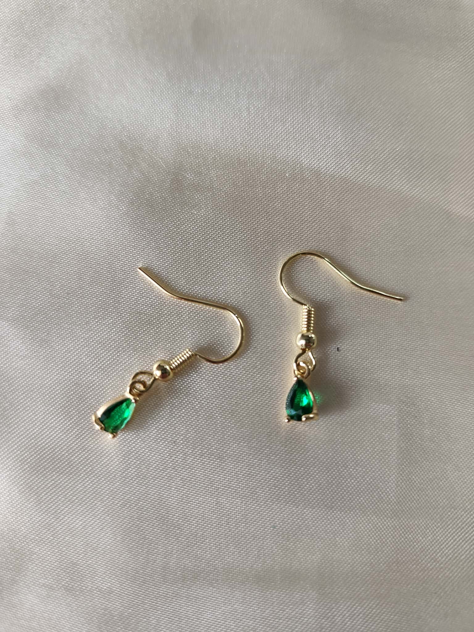 Boucles d'oreilles "goutte verte"