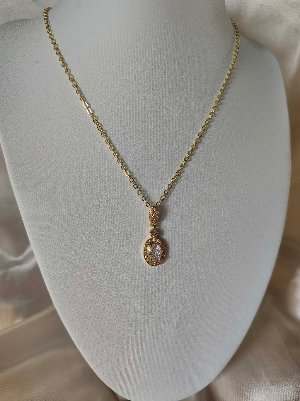 Collier "Le Médaillon Royal"