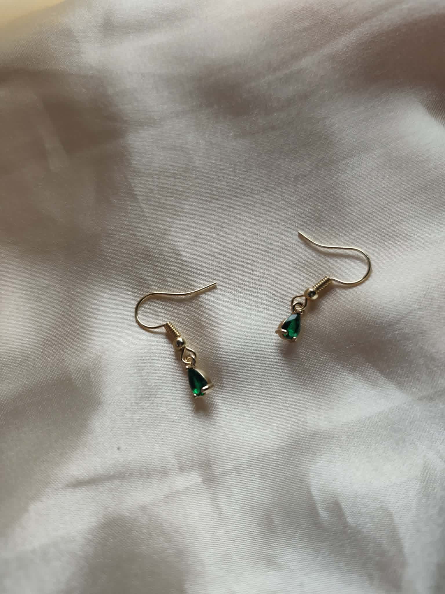 Boucles d'oreilles "Les Gouttes d’Émeraude"