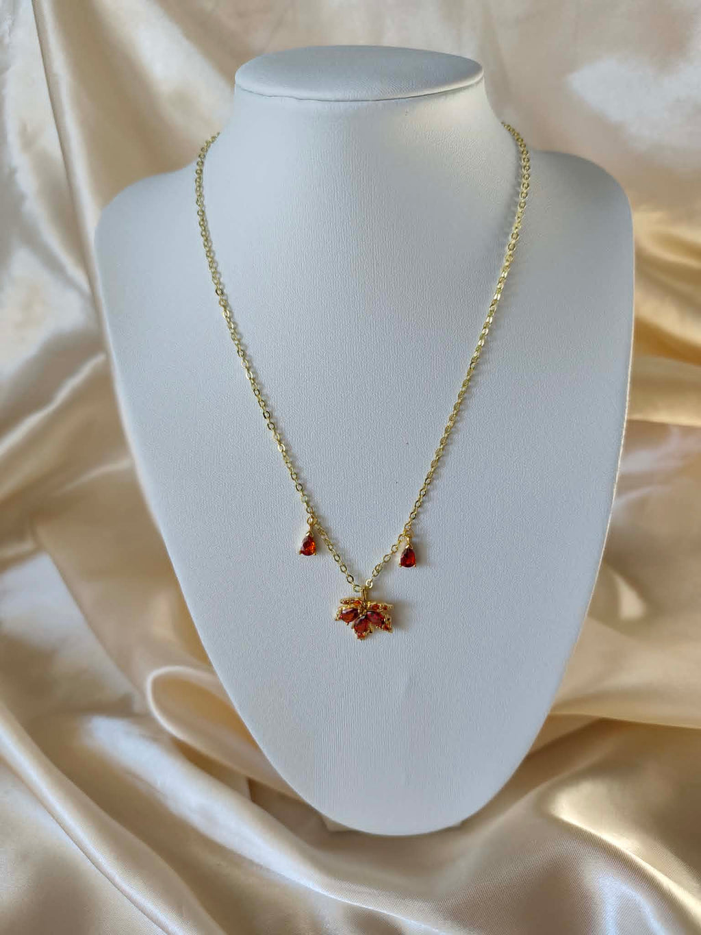 Collier "L’Automne de la Cour"