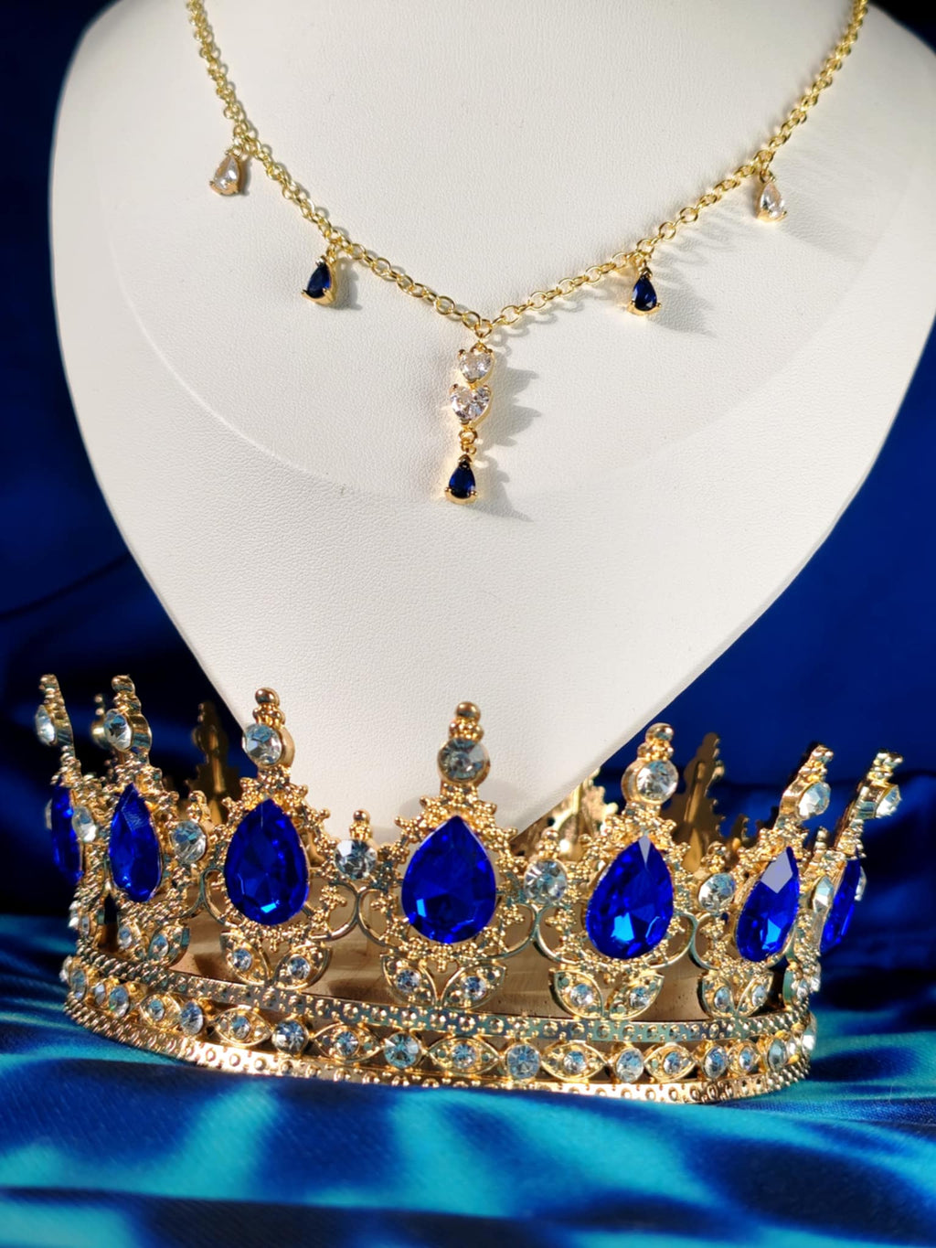 Le collier cœur doré et bleu - Nyx- déesse de la nuit