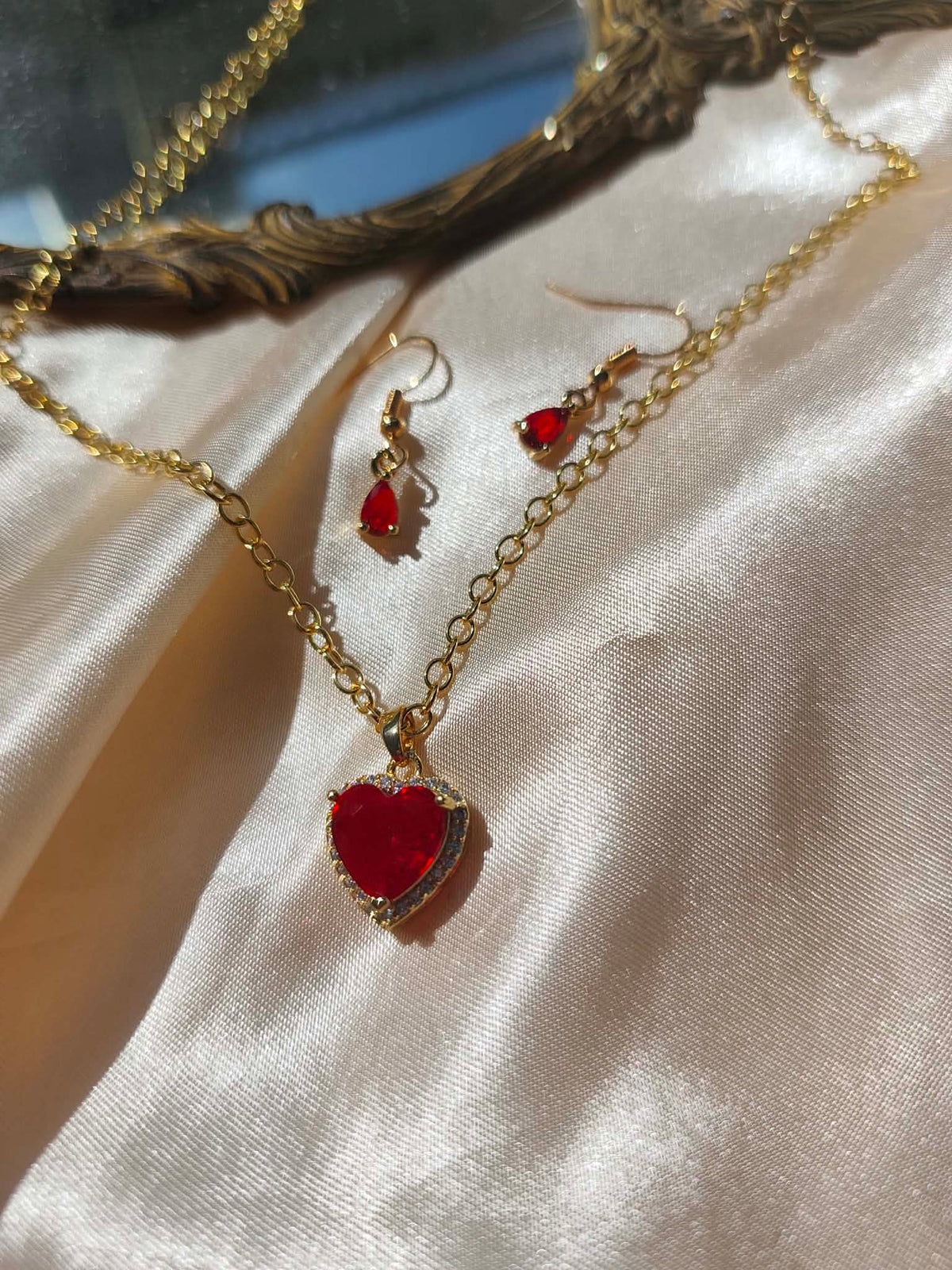 Parure "Le Cœur de Marie-Antoinette"