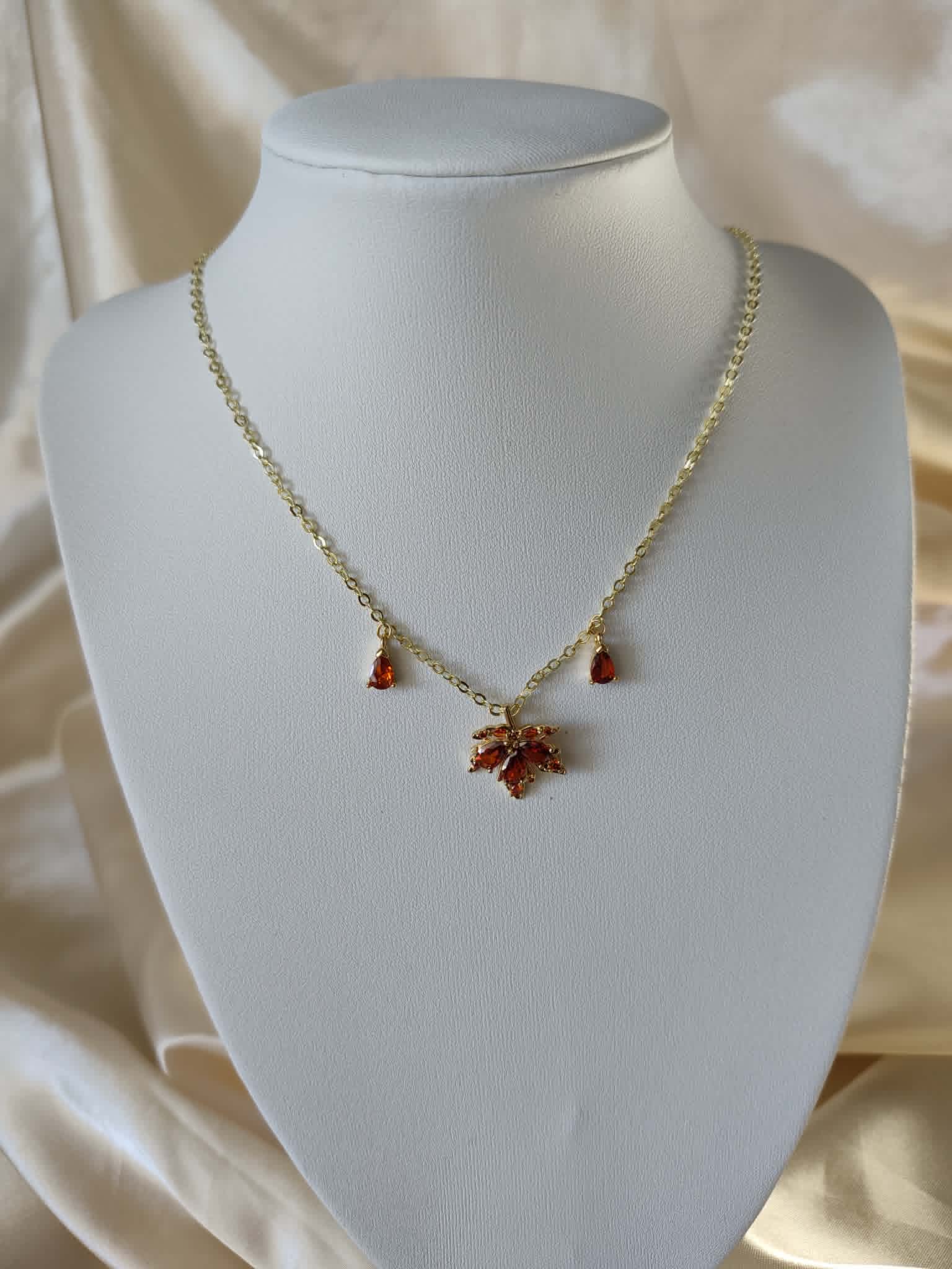 Collier "L’Automne de la Cour"