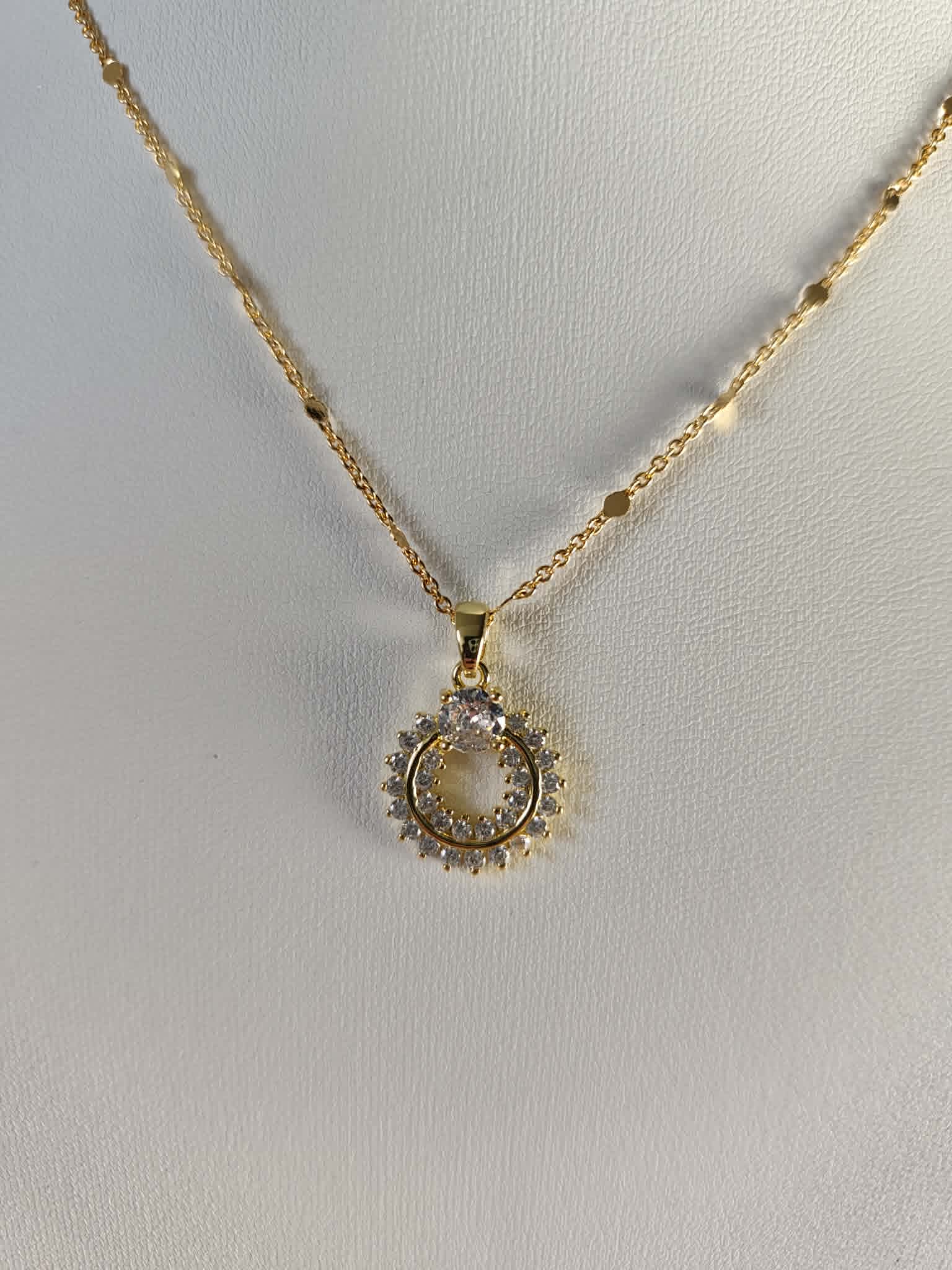 Collier "divinité"