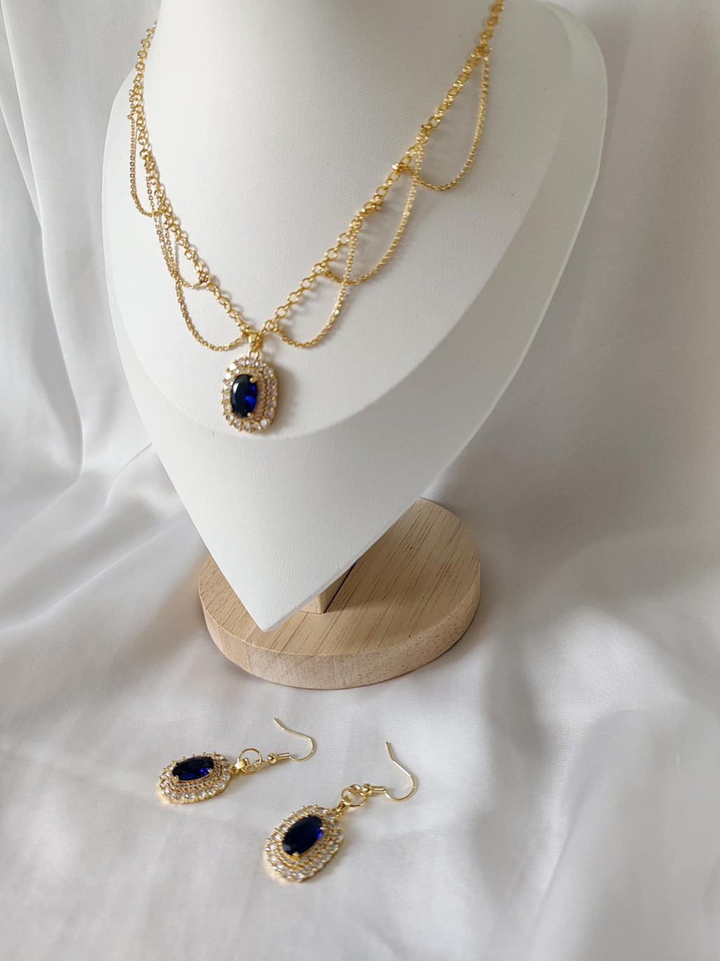 La parure doré et bleu saphir - Majesté