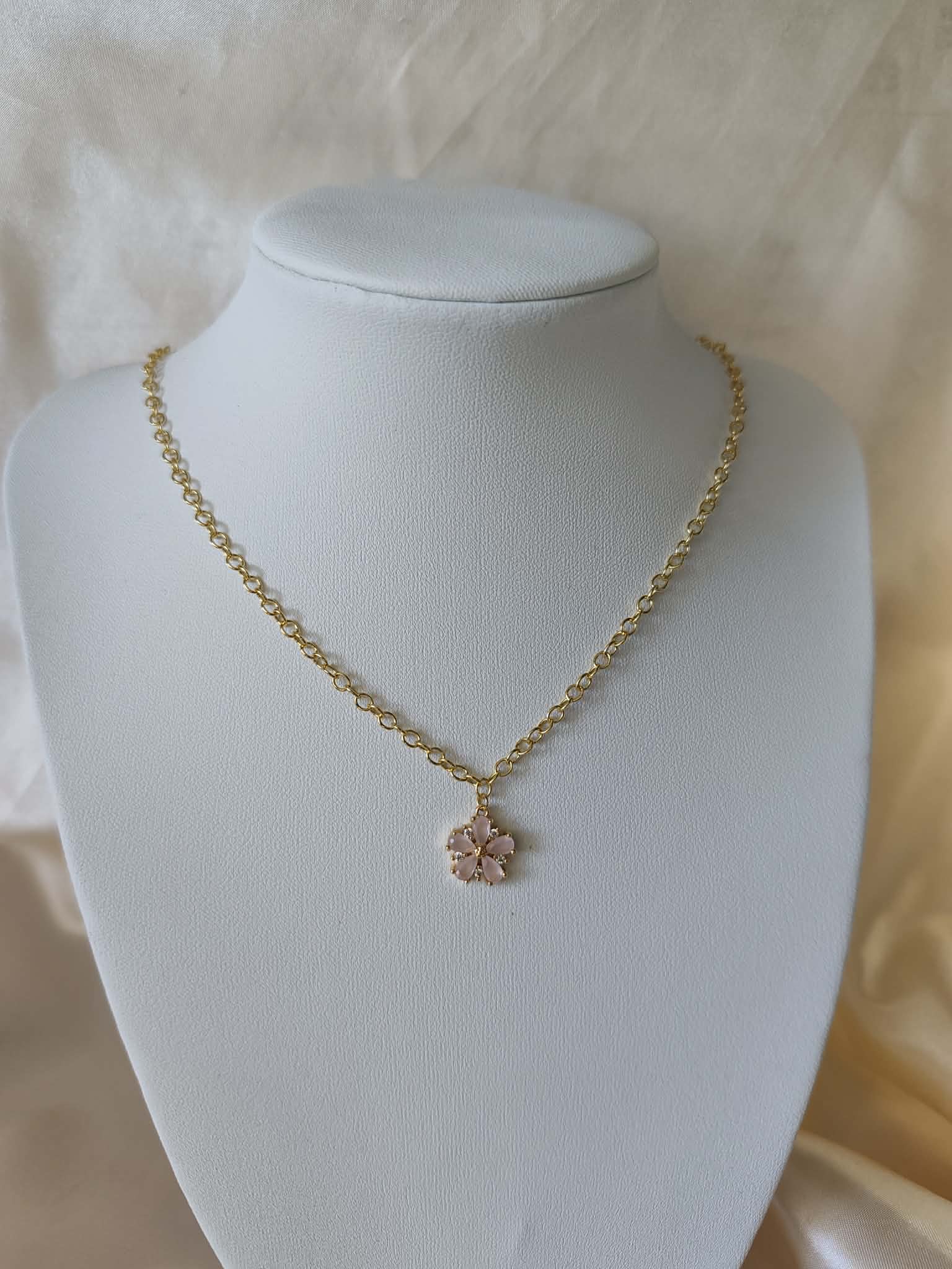 Collier "fleur de cerisier"