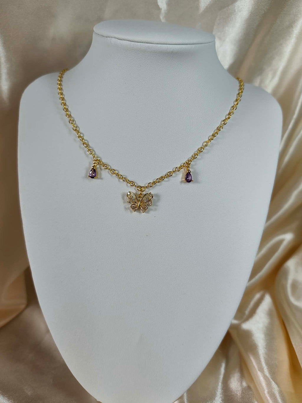 Collier "Papillon violet"
