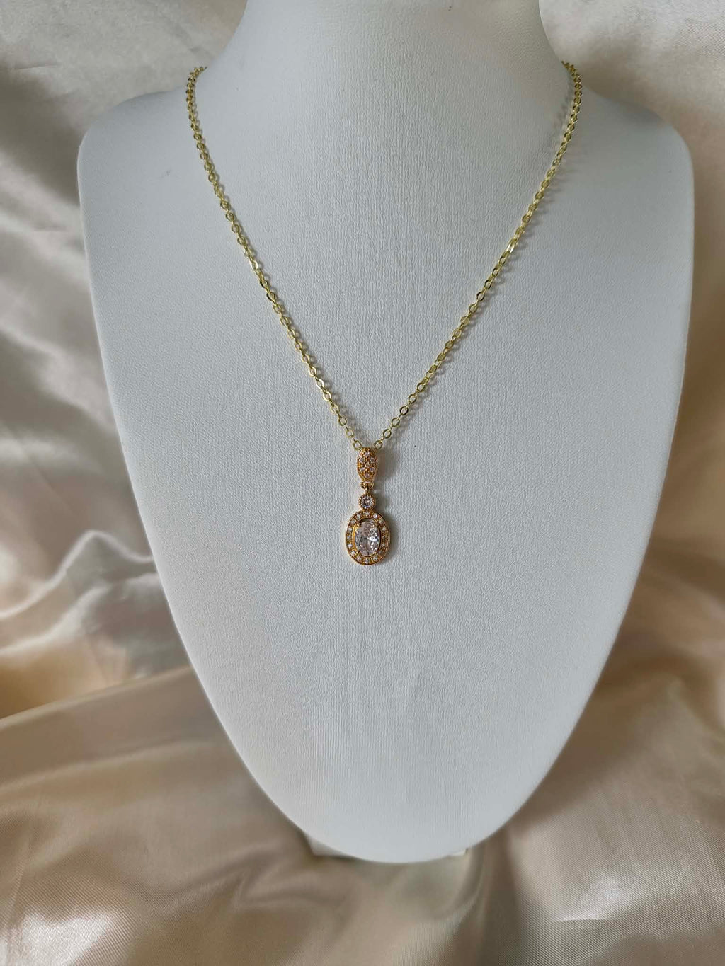 Collier "Le Médaillon Royal"