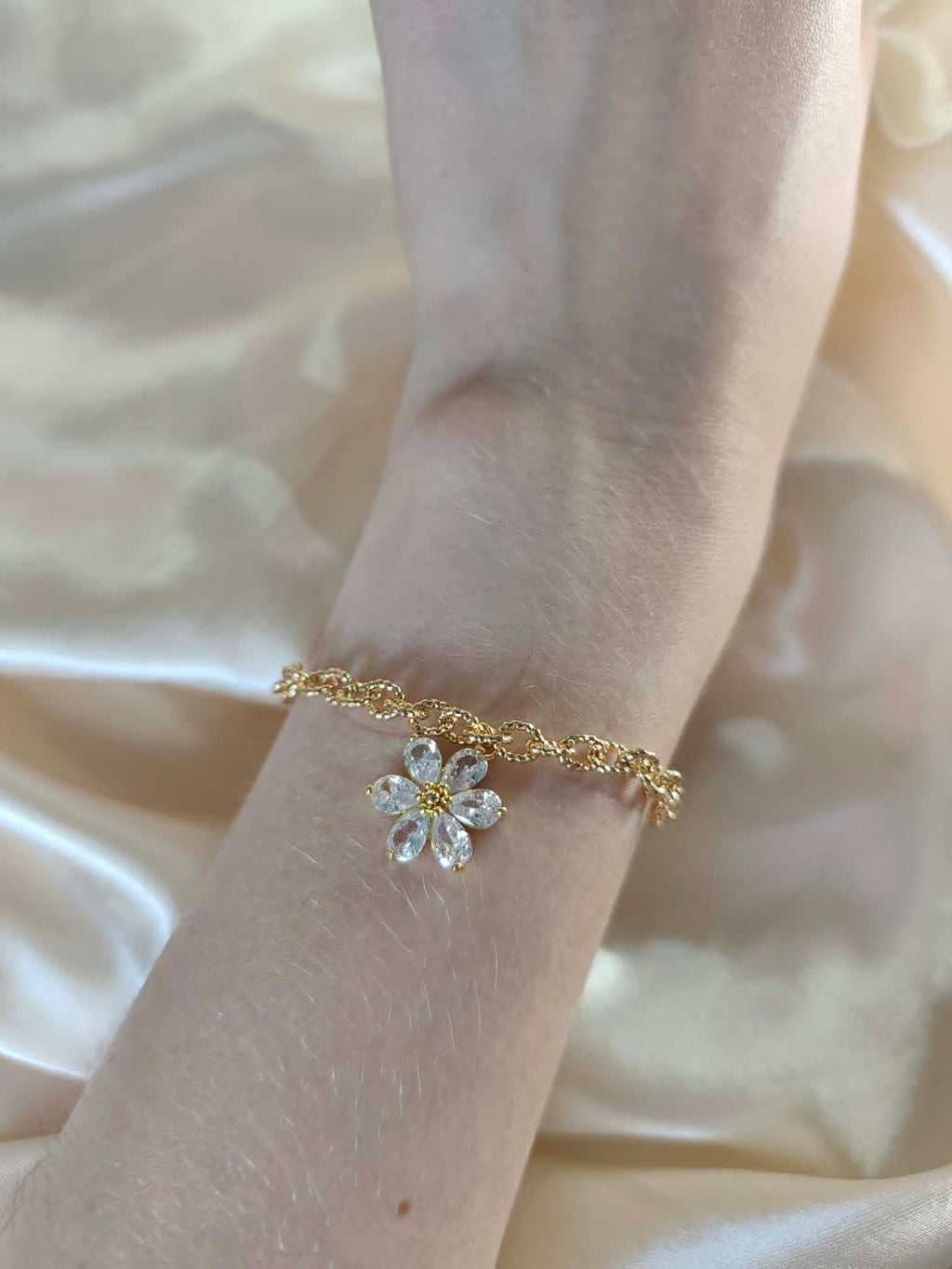 Bracelet "fleur d'or"