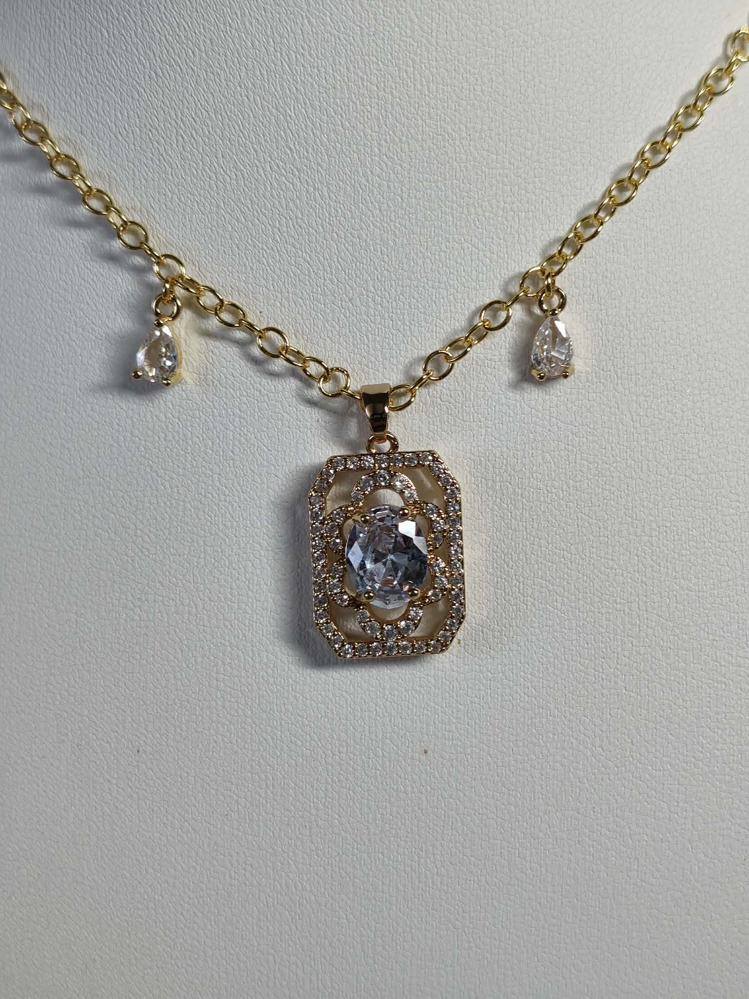 Collier "élégance d'autrefois"