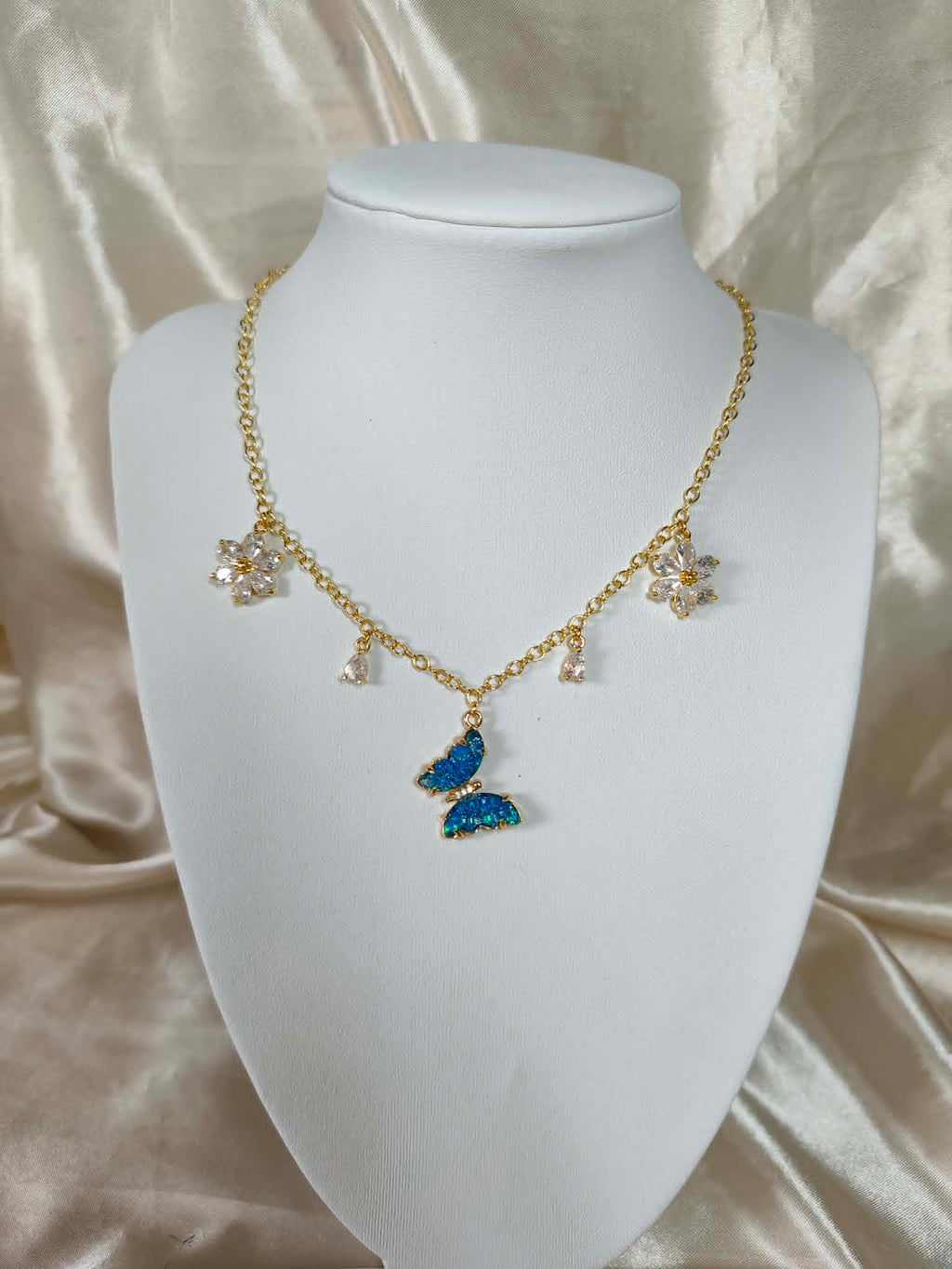 Collier "Le Papillon de la Reine"