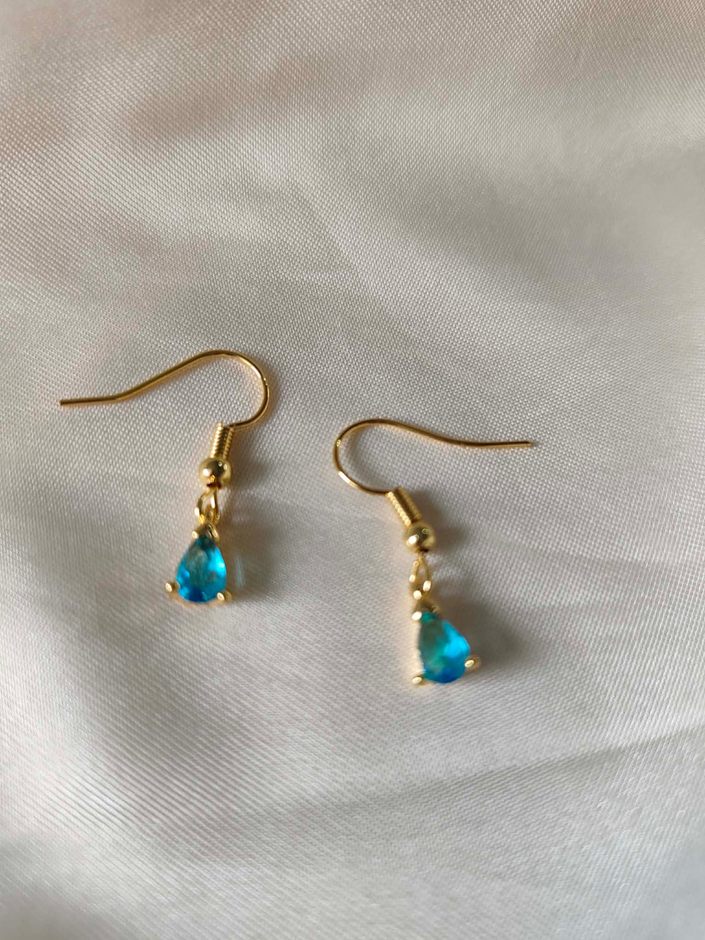 Boucles d'oreilles "Larmes Bleues"