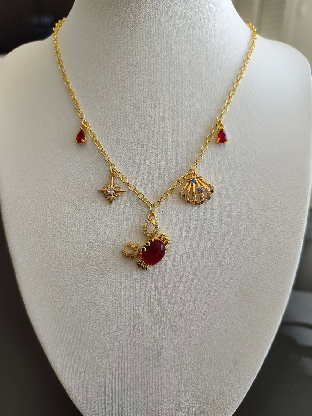 Collier "Crabe rouge"