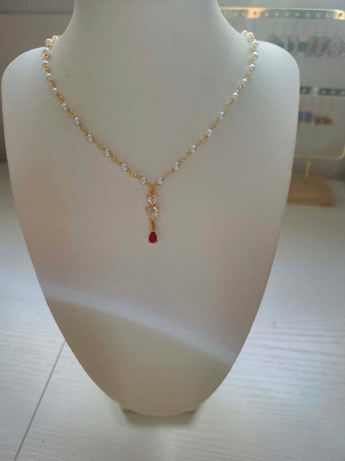 collier "Le Rubis de Victoria"