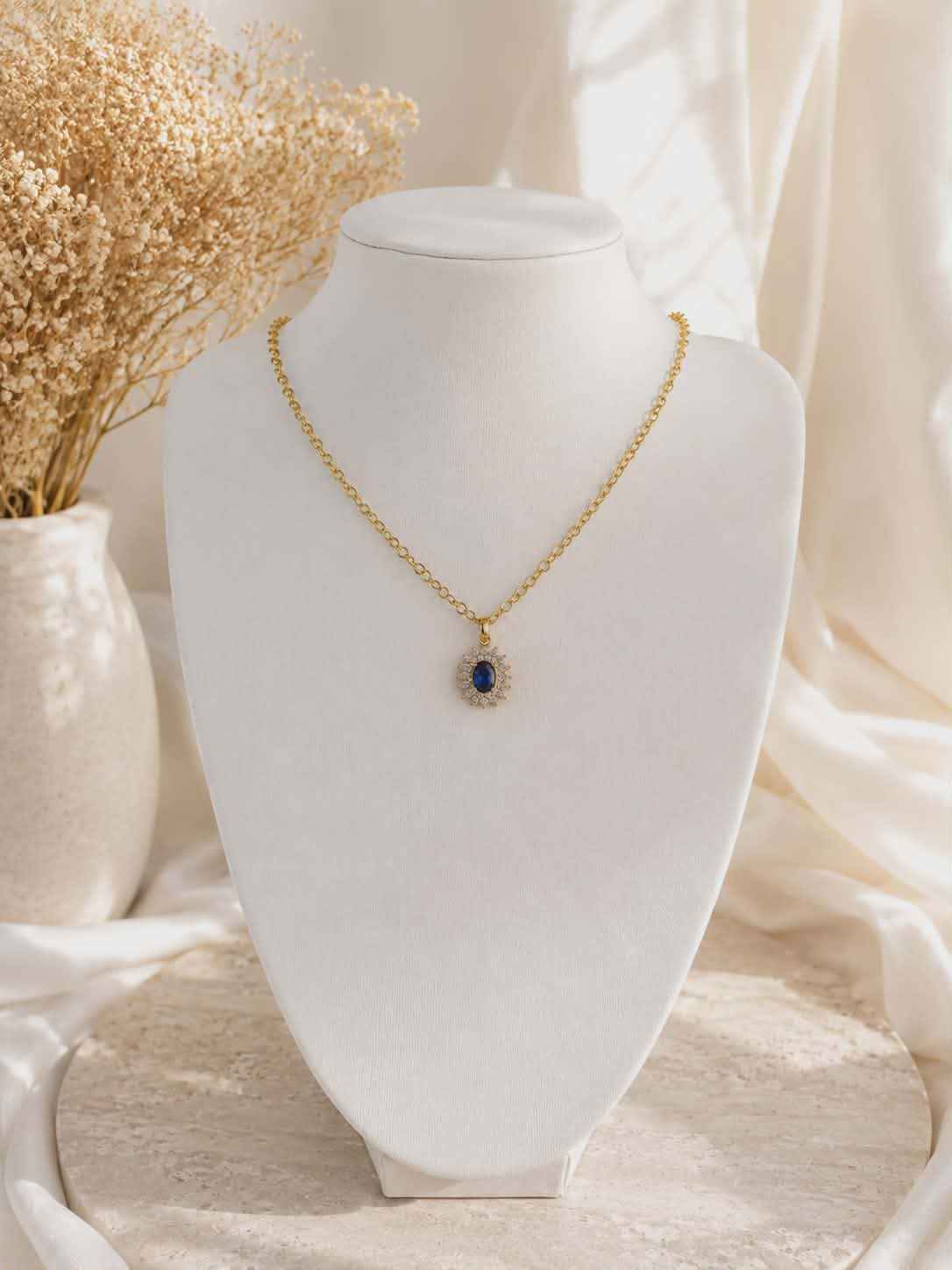 Collier "éclat de saphir"