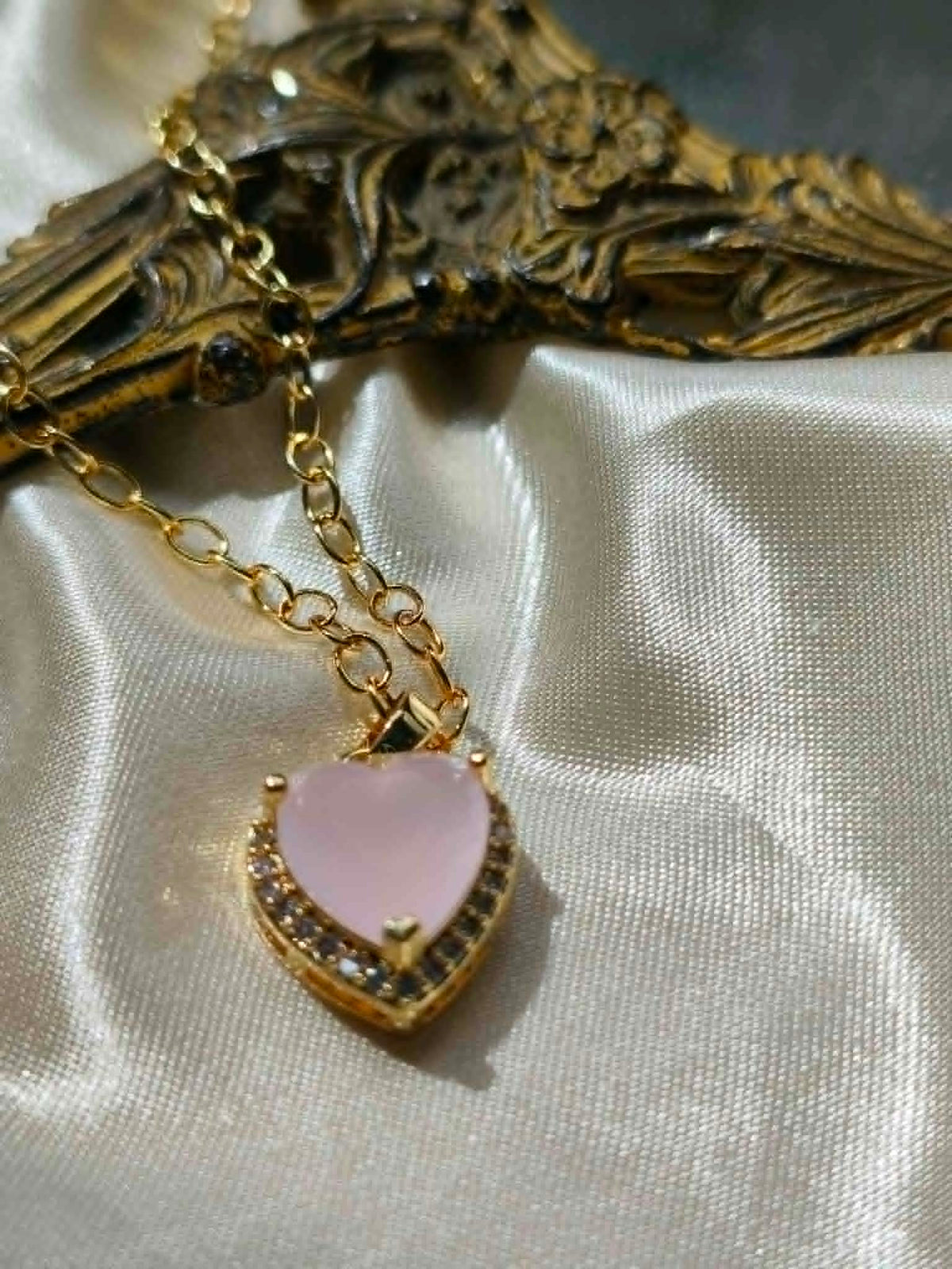 Collier "Le Cœur de Victoria"