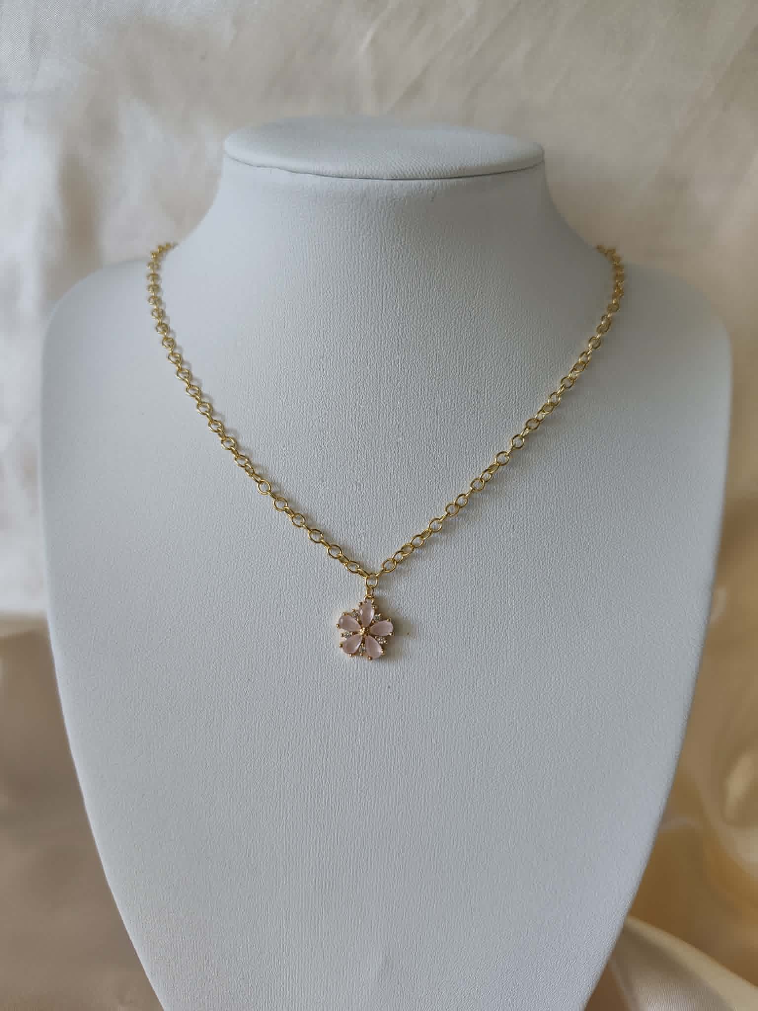 Collier "fleur de cerisier"