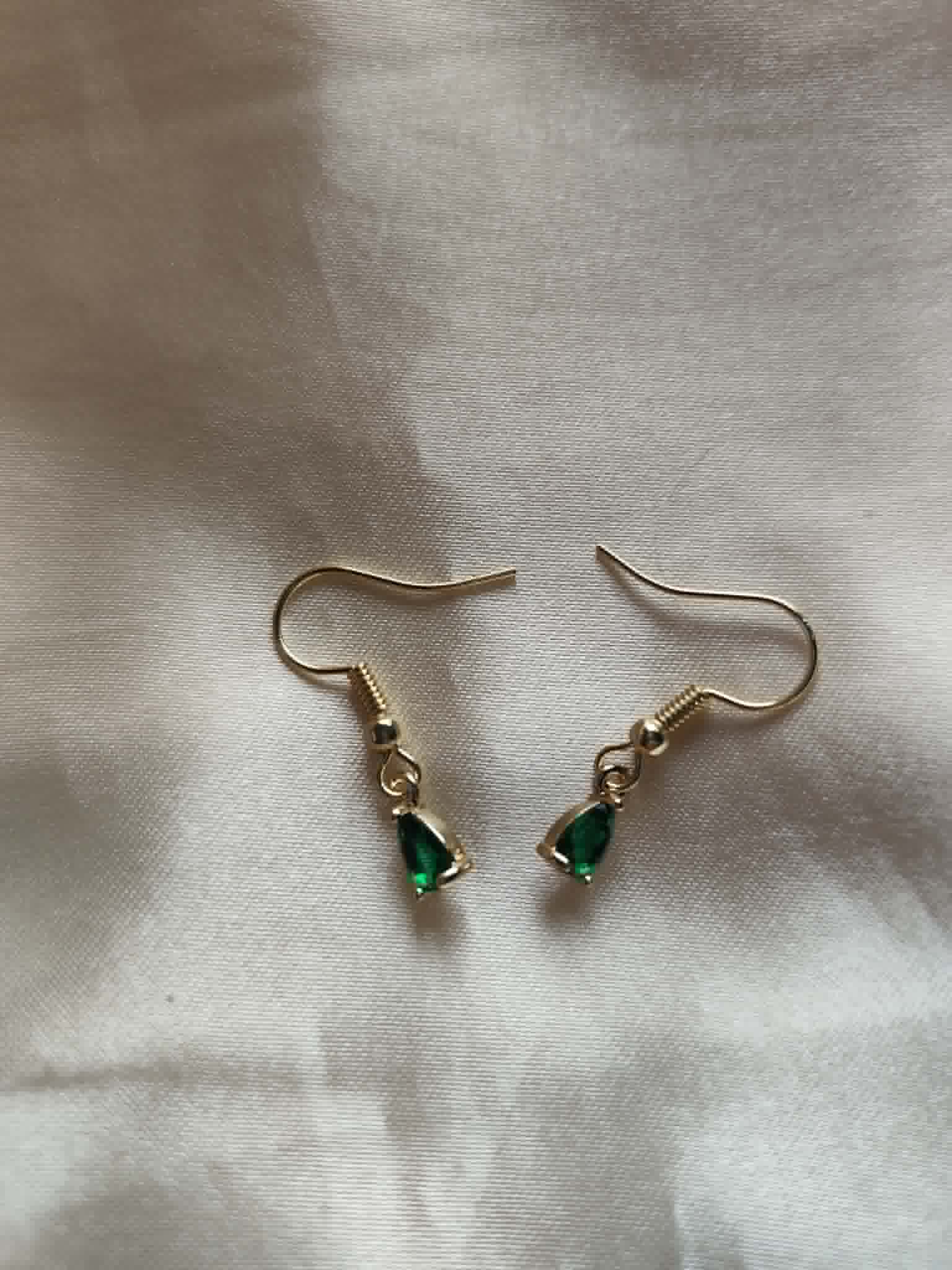 Boucles d'oreilles "Les Gouttes d’Émeraude"