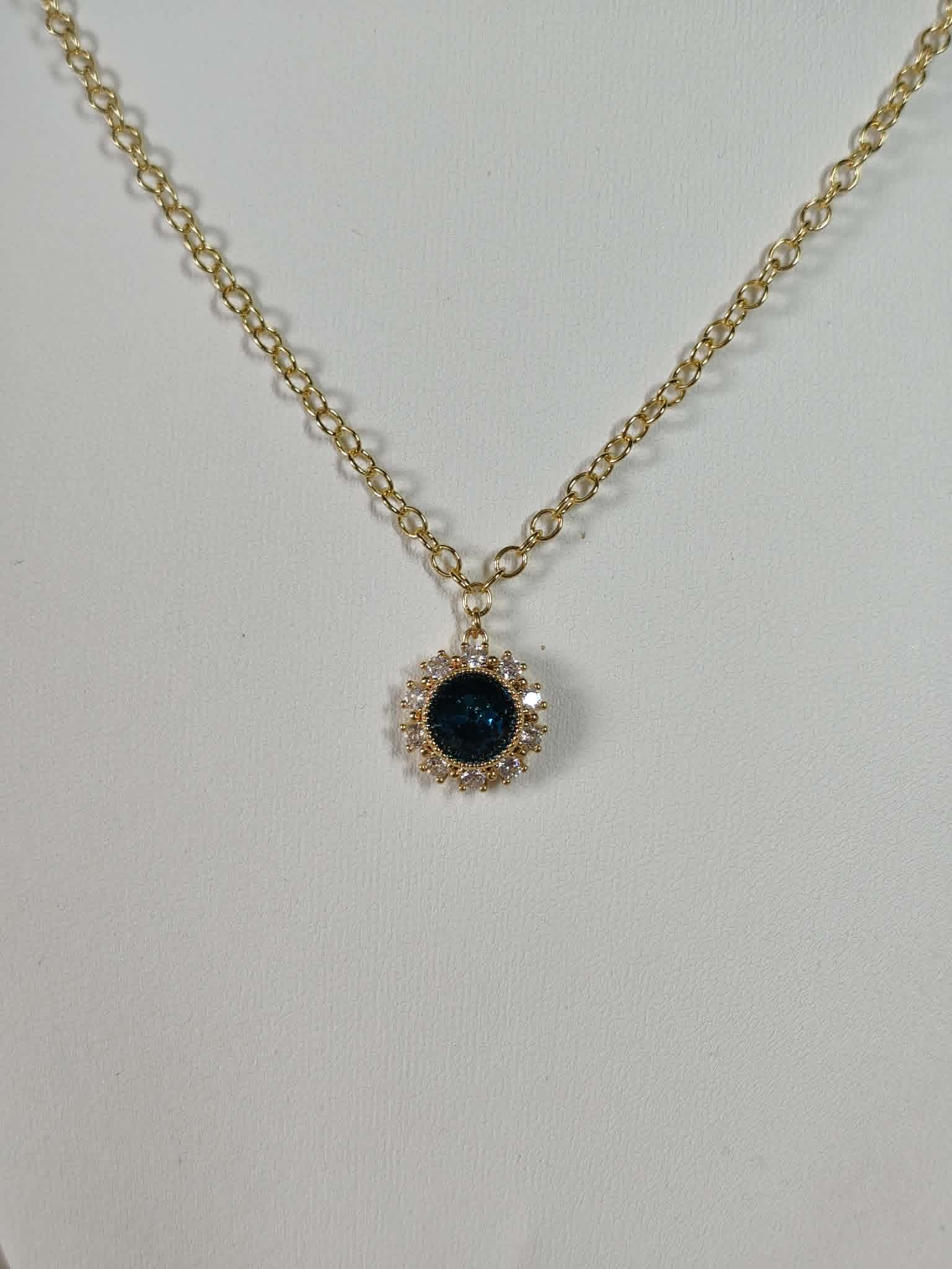 Collier "Le Saphir de la Reine"