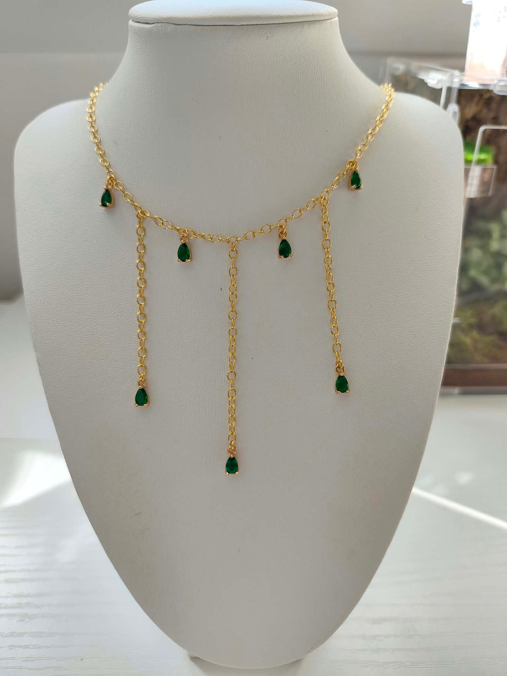 Collier "Le Bal d’Émeraude"
