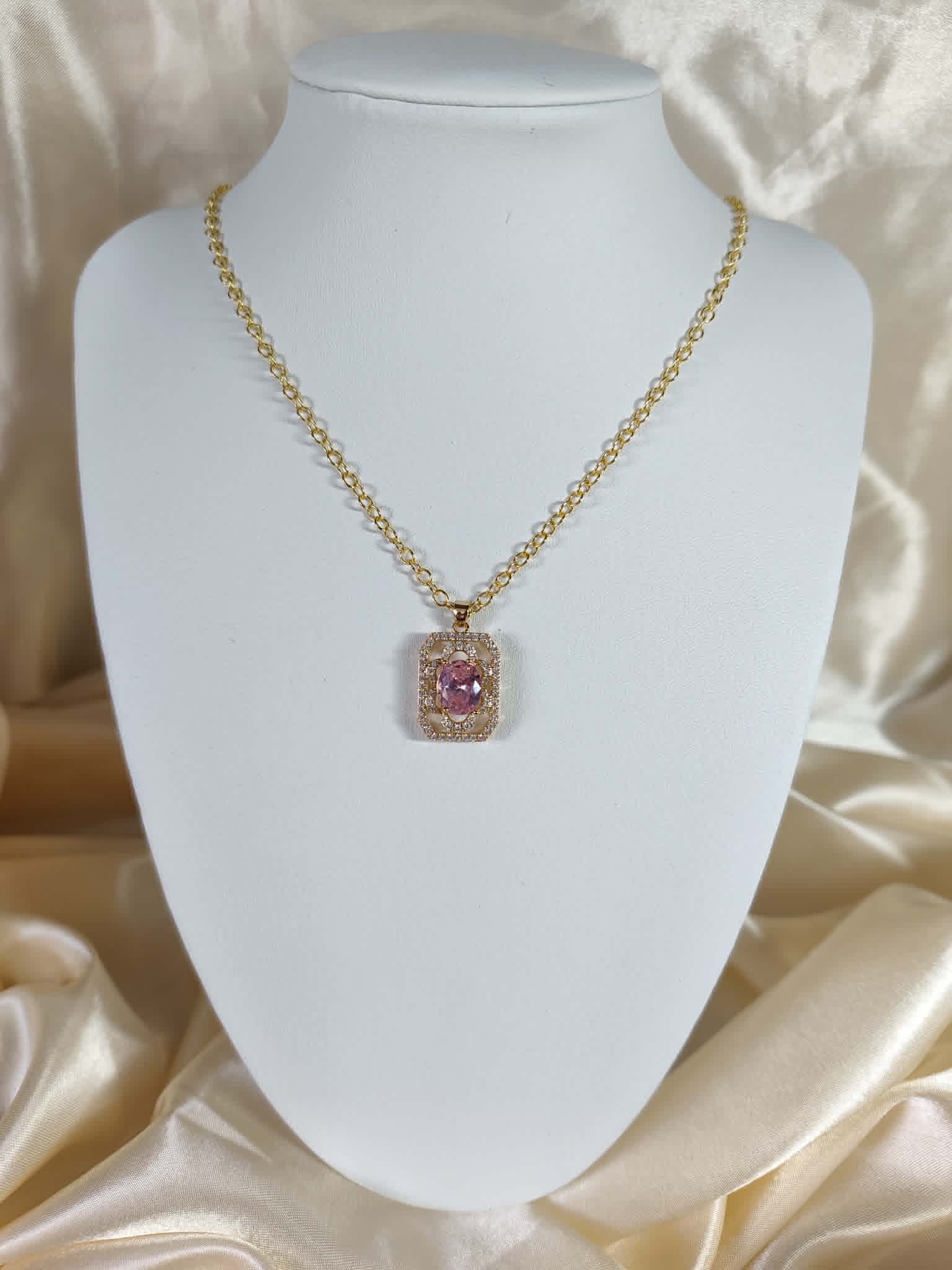 Collier "éclat rose"