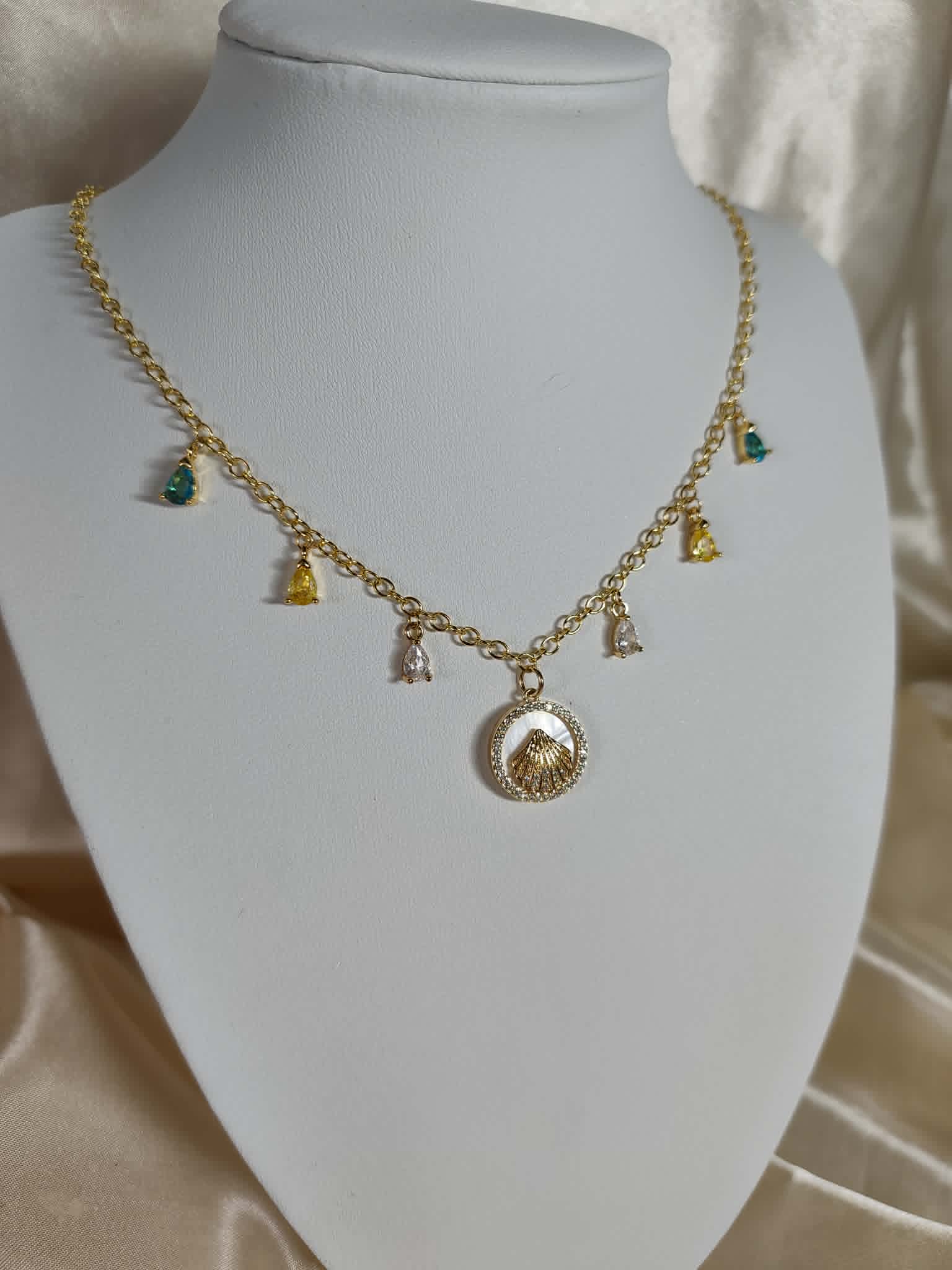Collier "coquillage"