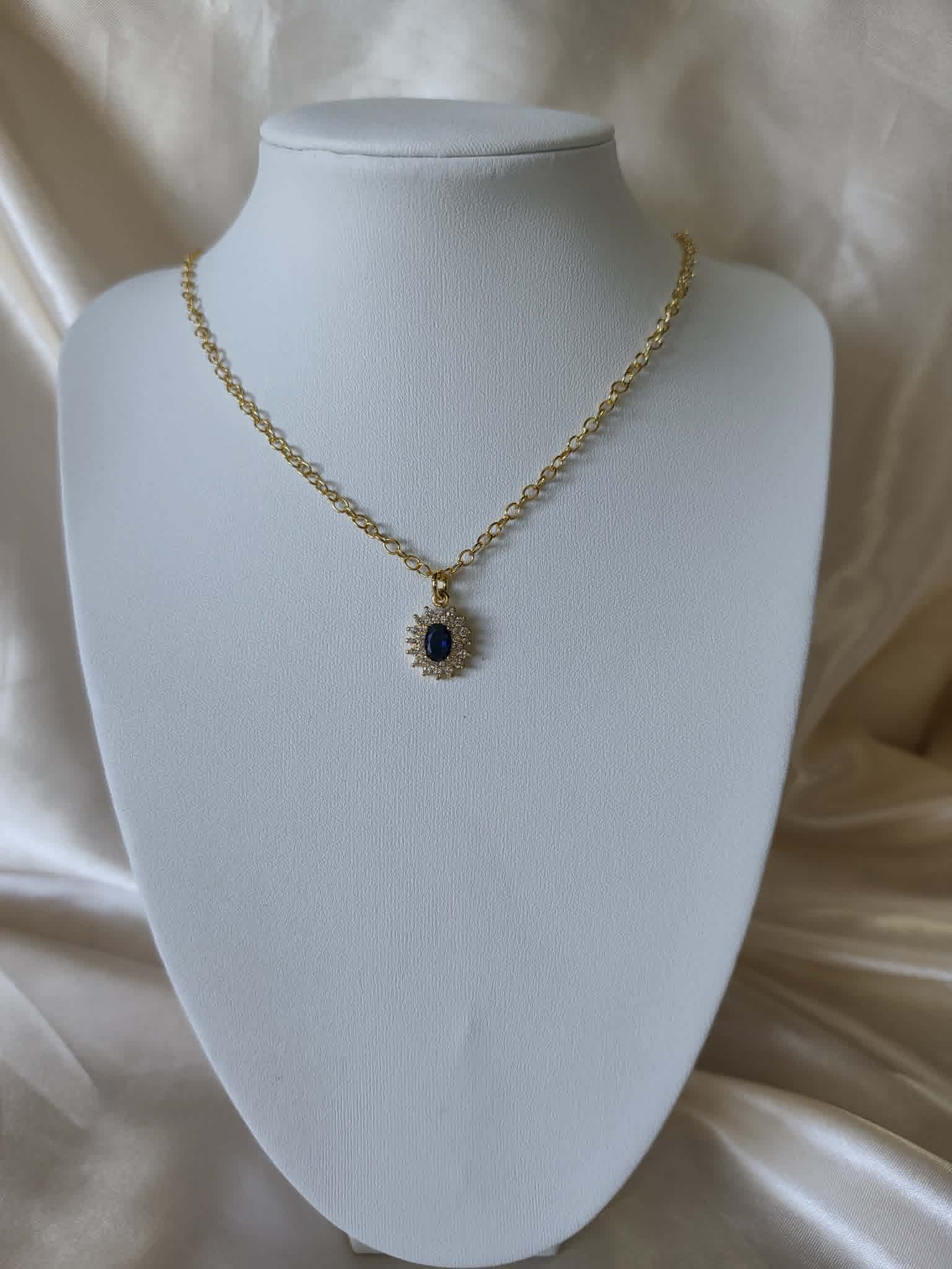 Collier "éclat de saphir"