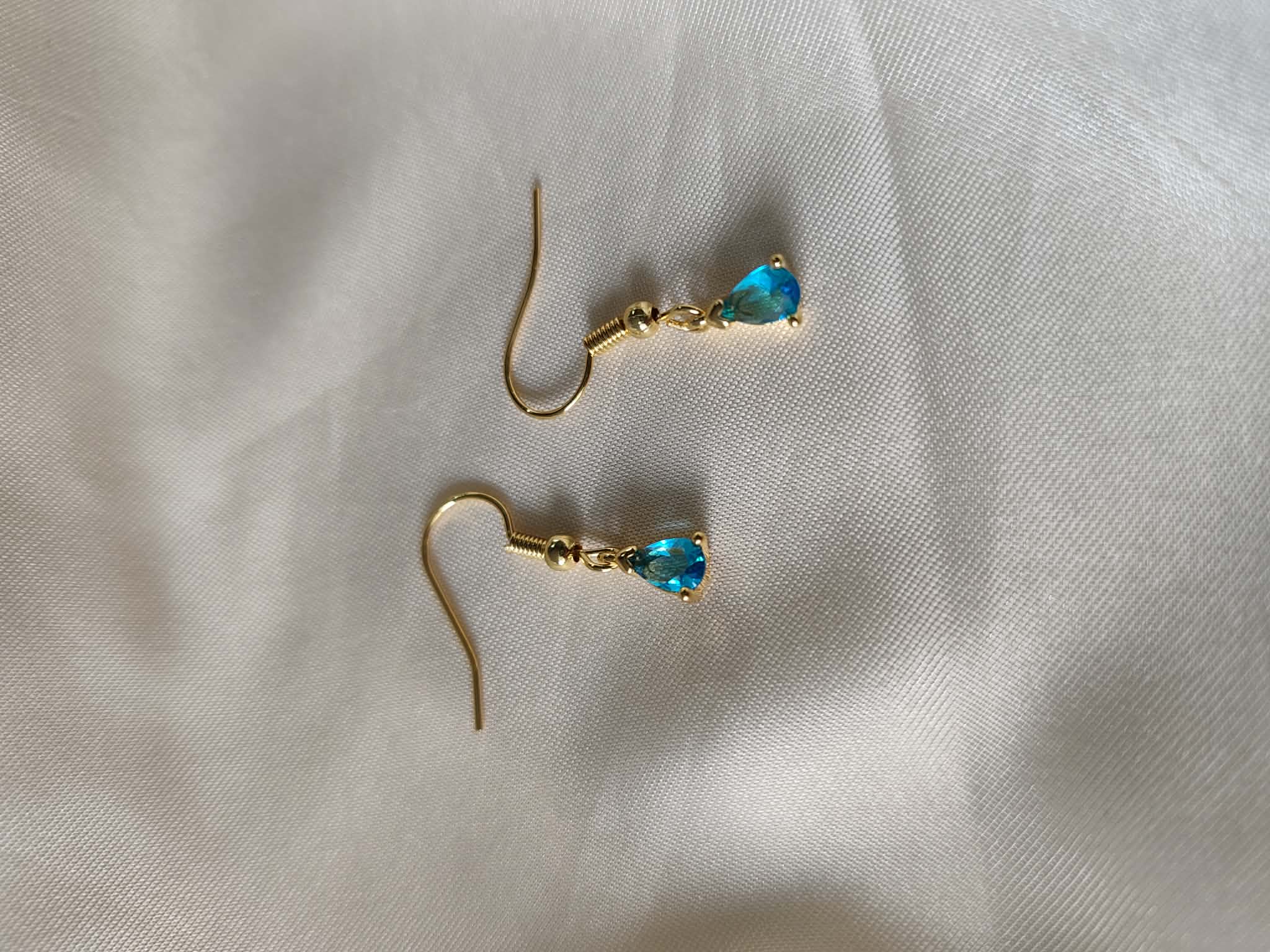 Boucles d'oreilles "Larmes Bleues"