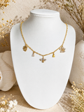 Collier "abeille dans son jardin royal"