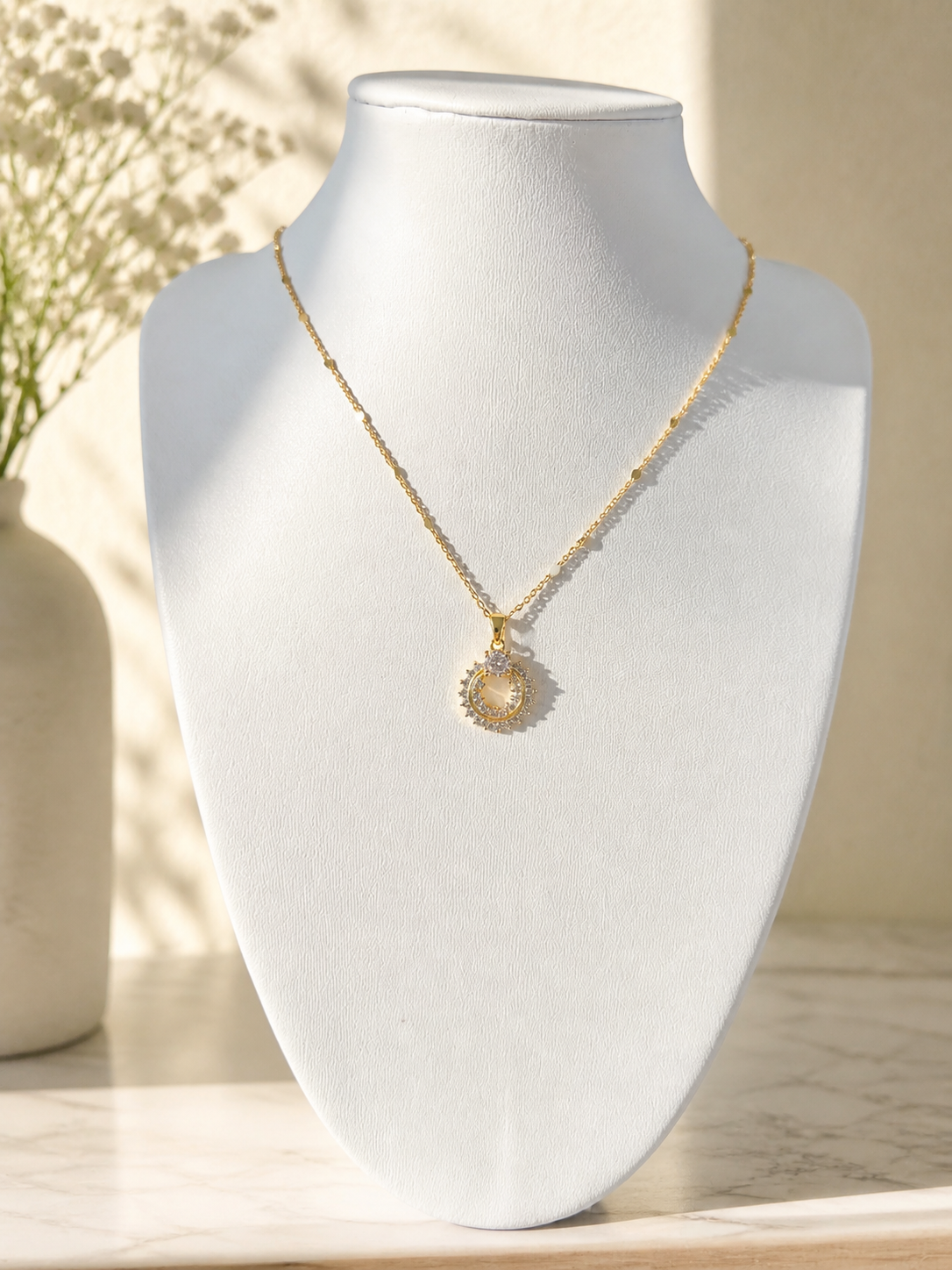 Collier "divinité"
