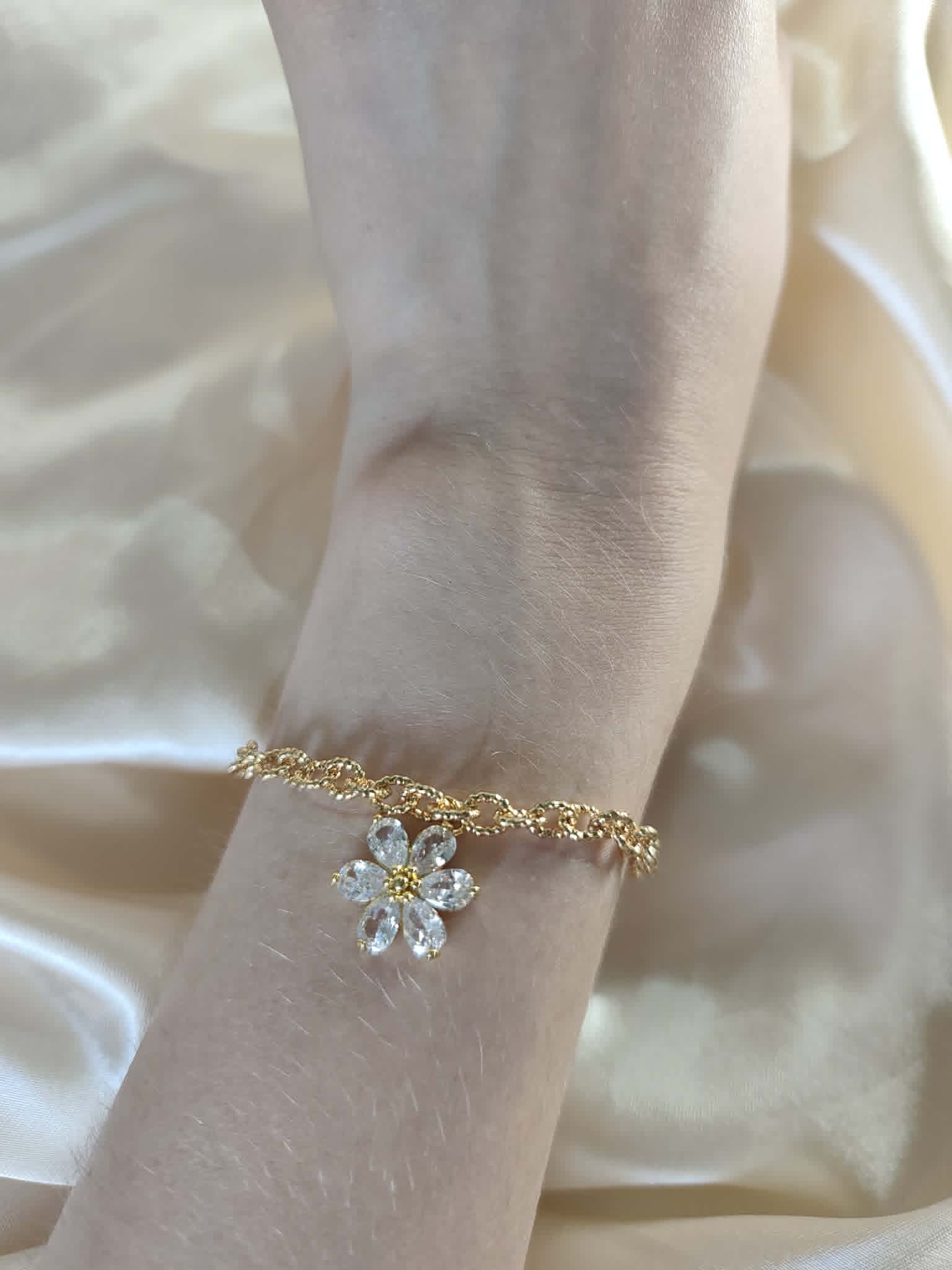 Bracelet "fleur d'or"