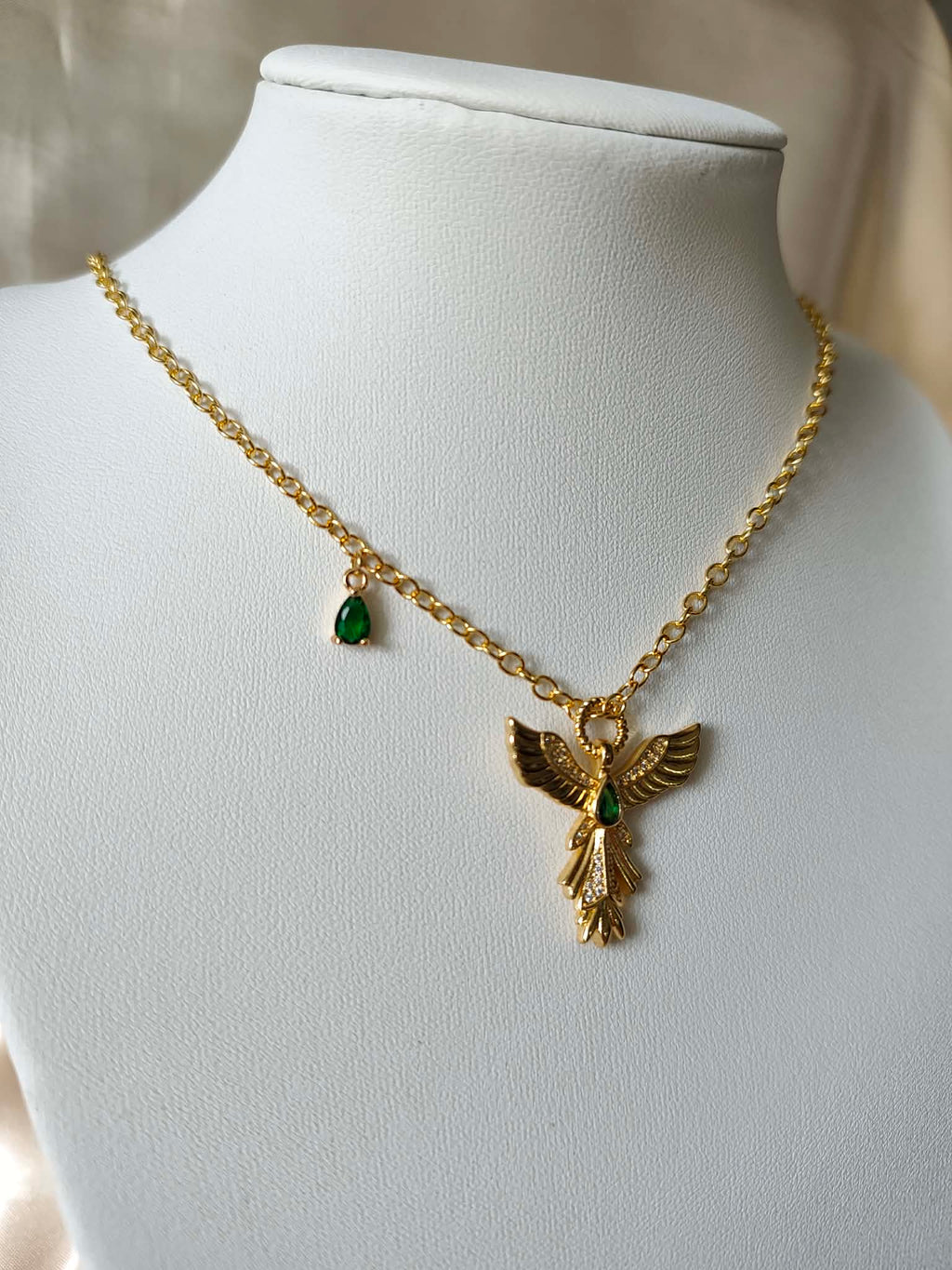 Le collier “Le Gardien du Royaume”