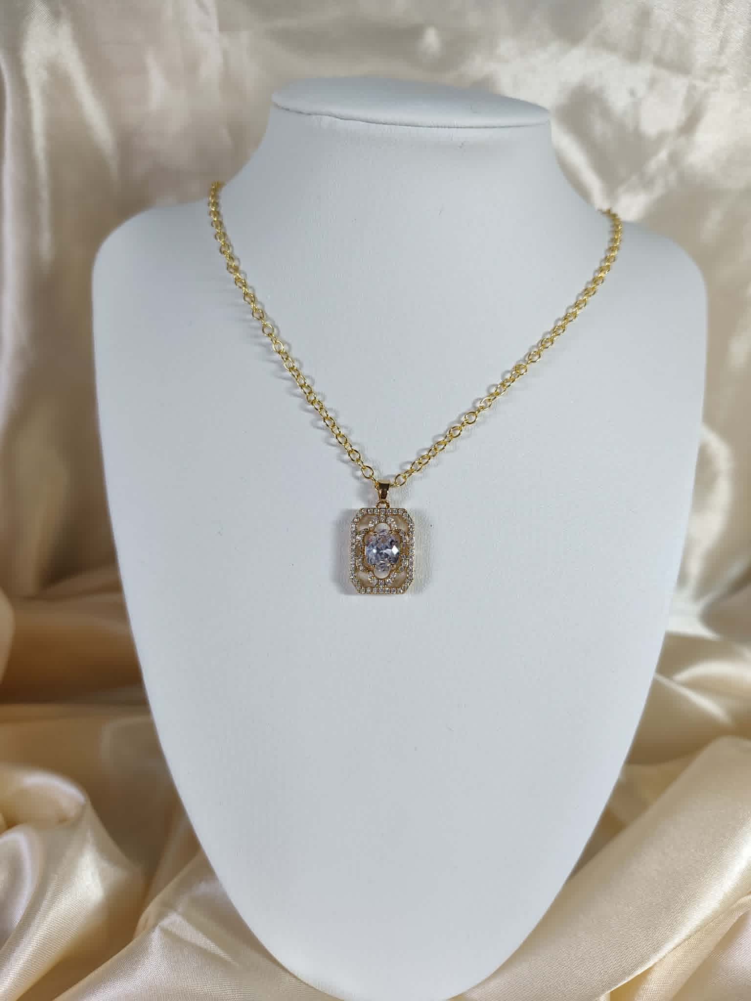 Collier "élégance d'autrefois"