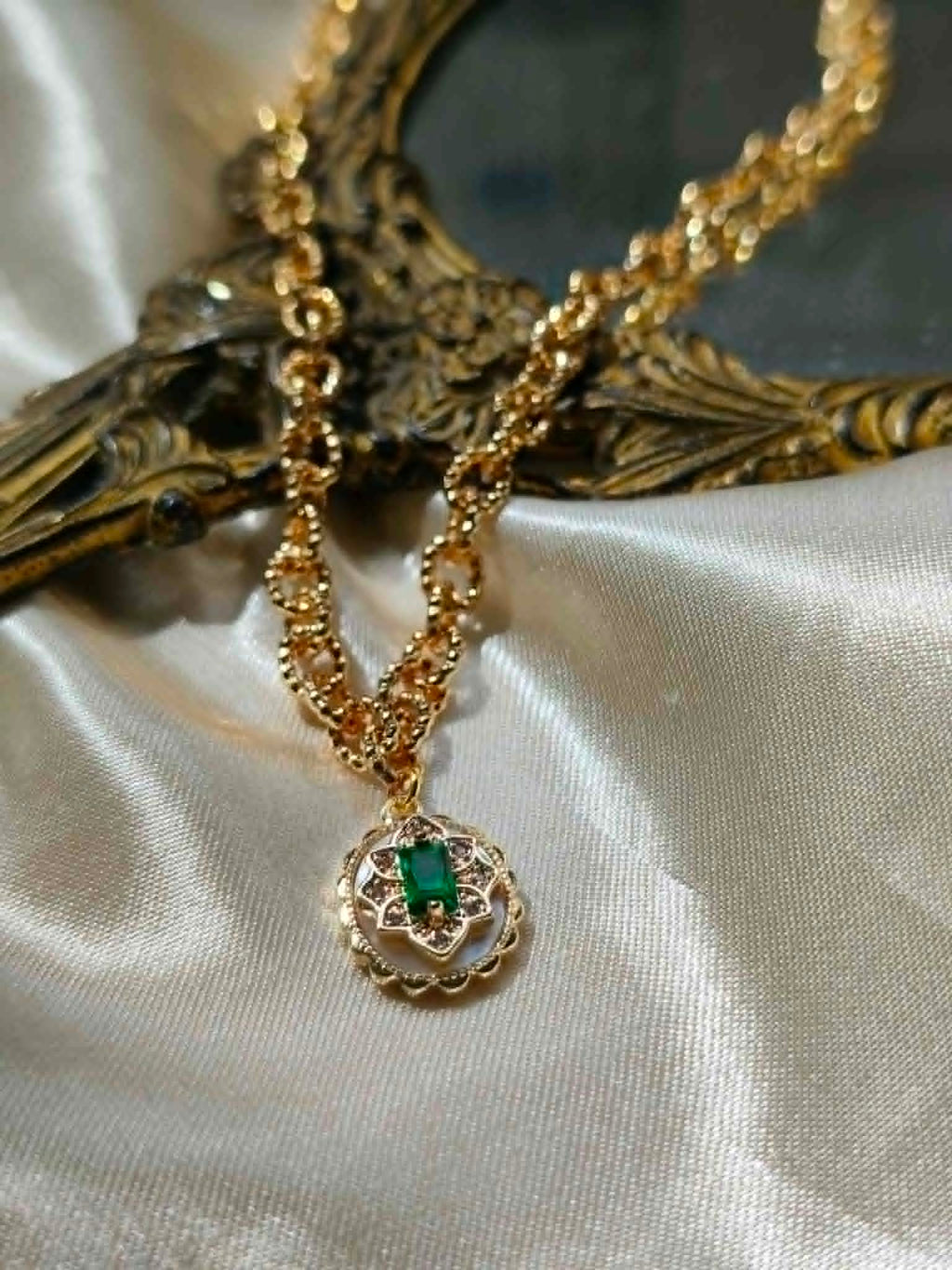 Collier "L’Émeraude d’Eugénie"