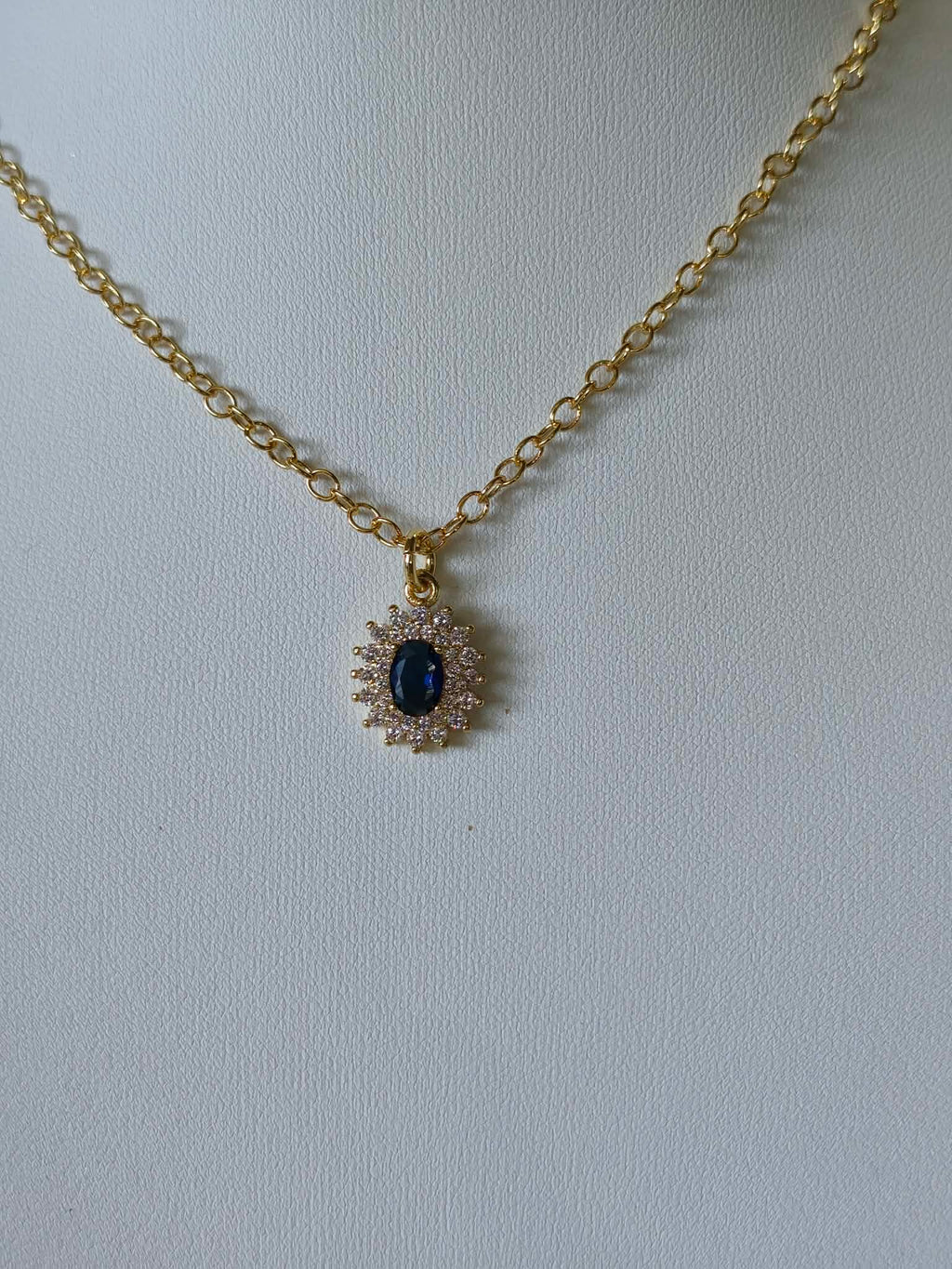 Collier "éclat de saphir"
