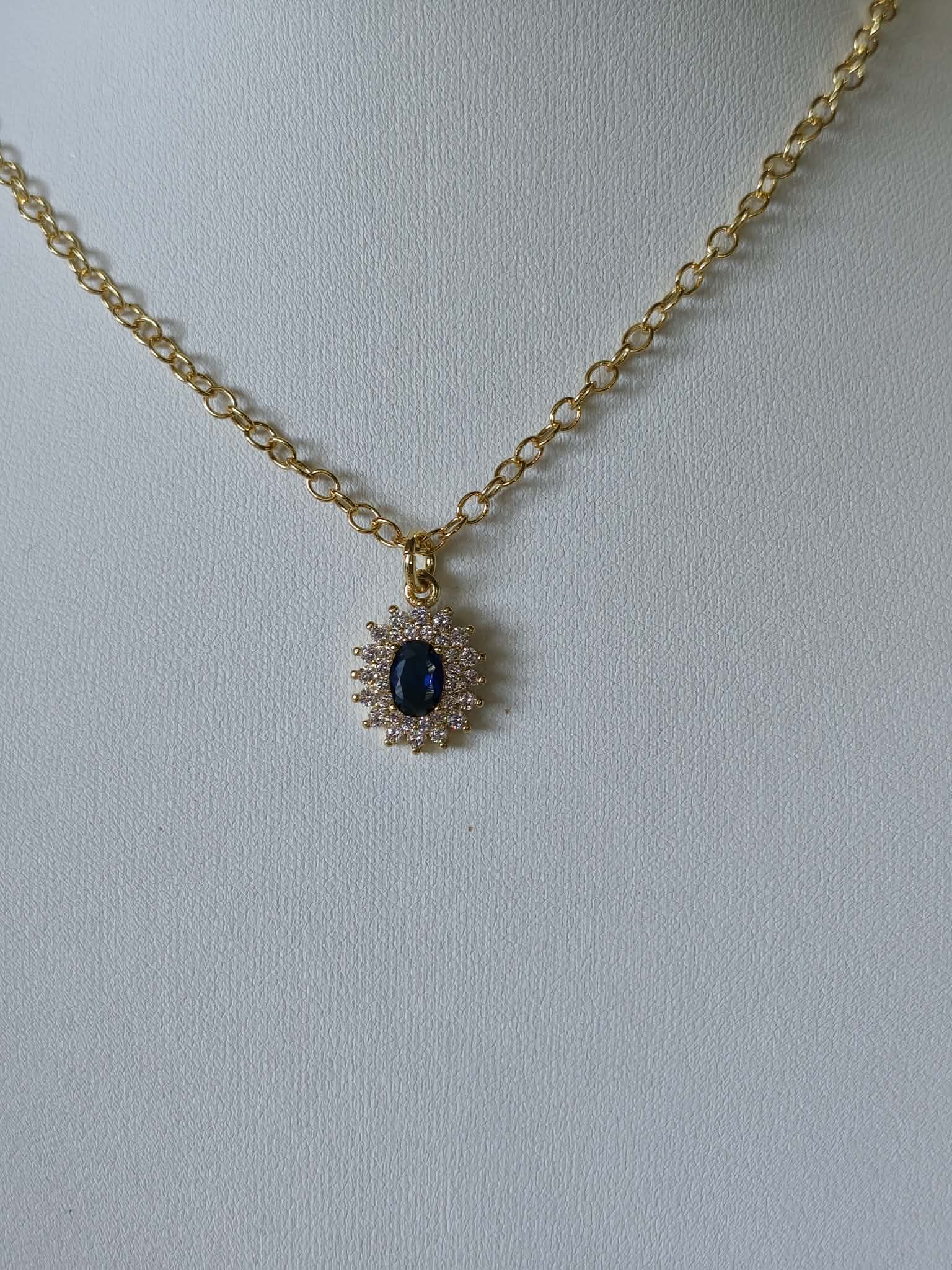Collier "éclat de saphir"