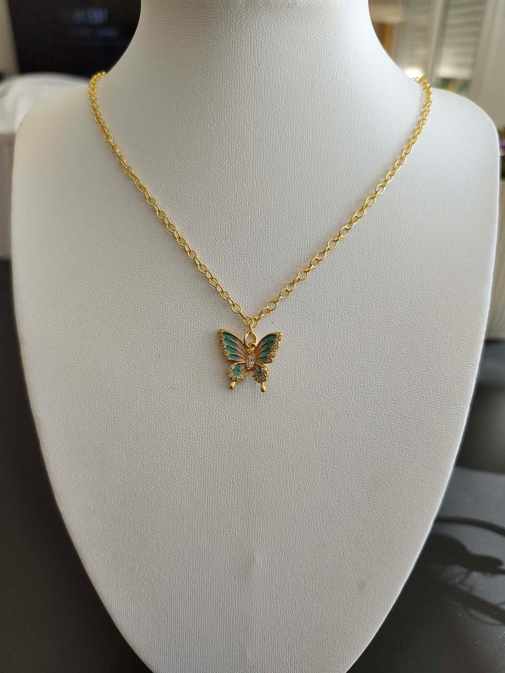 Collier "Papillon magique"