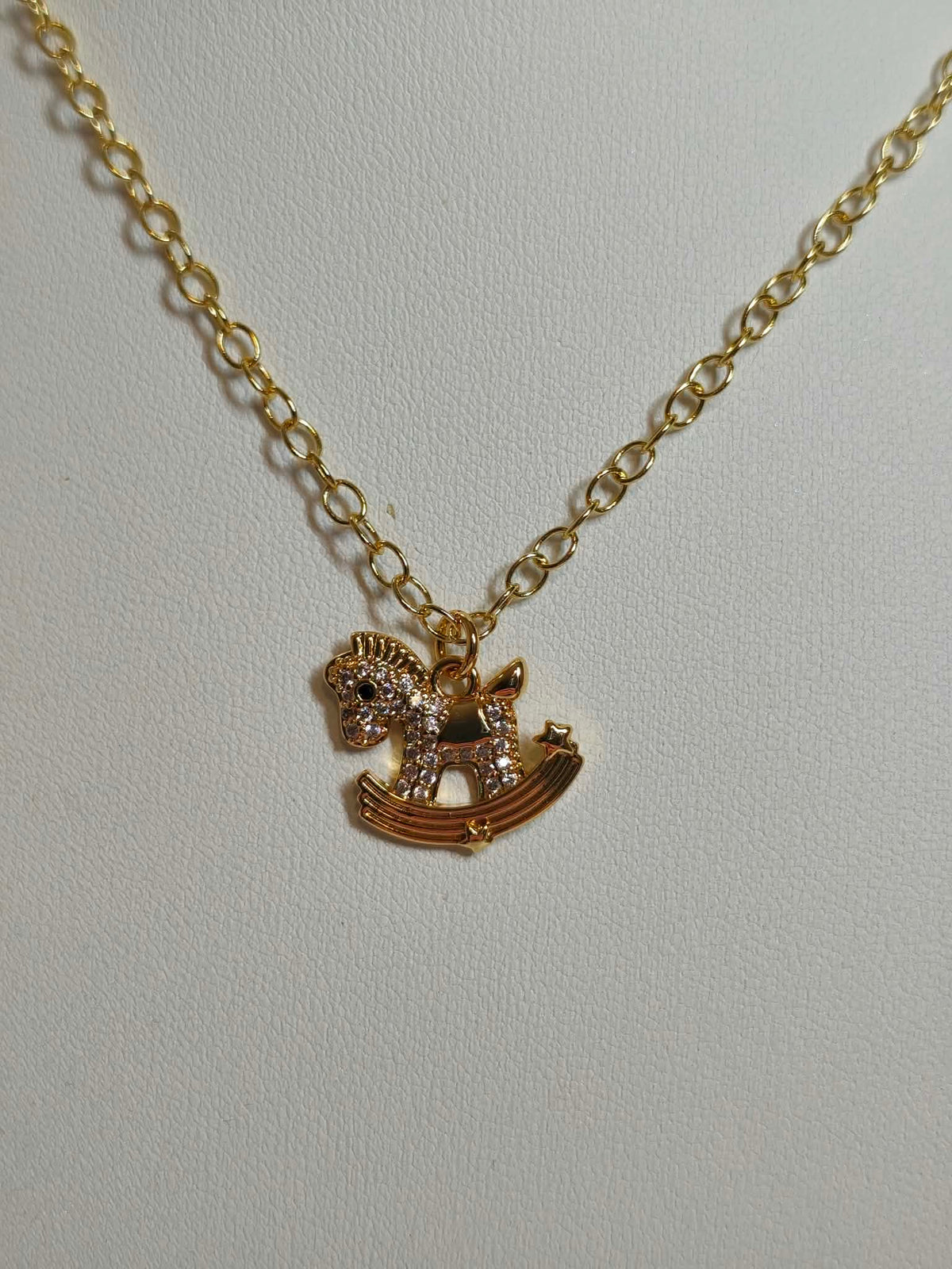 Collier "Le Petit Cheval de Rose"