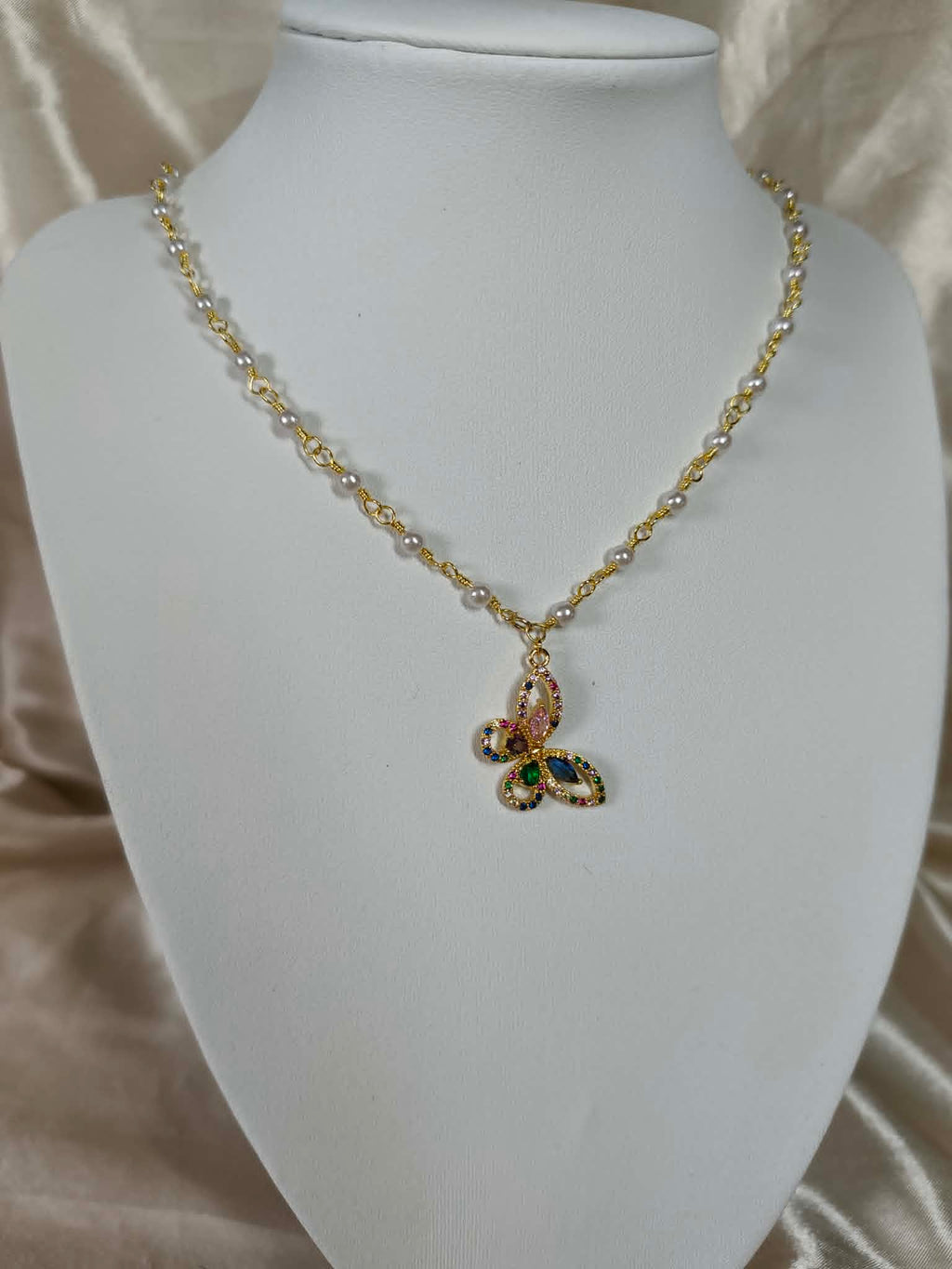 Collier "Le Papillon Enchanté"