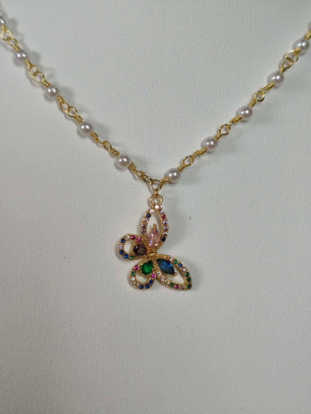 Collier "Le Papillon Enchanté"