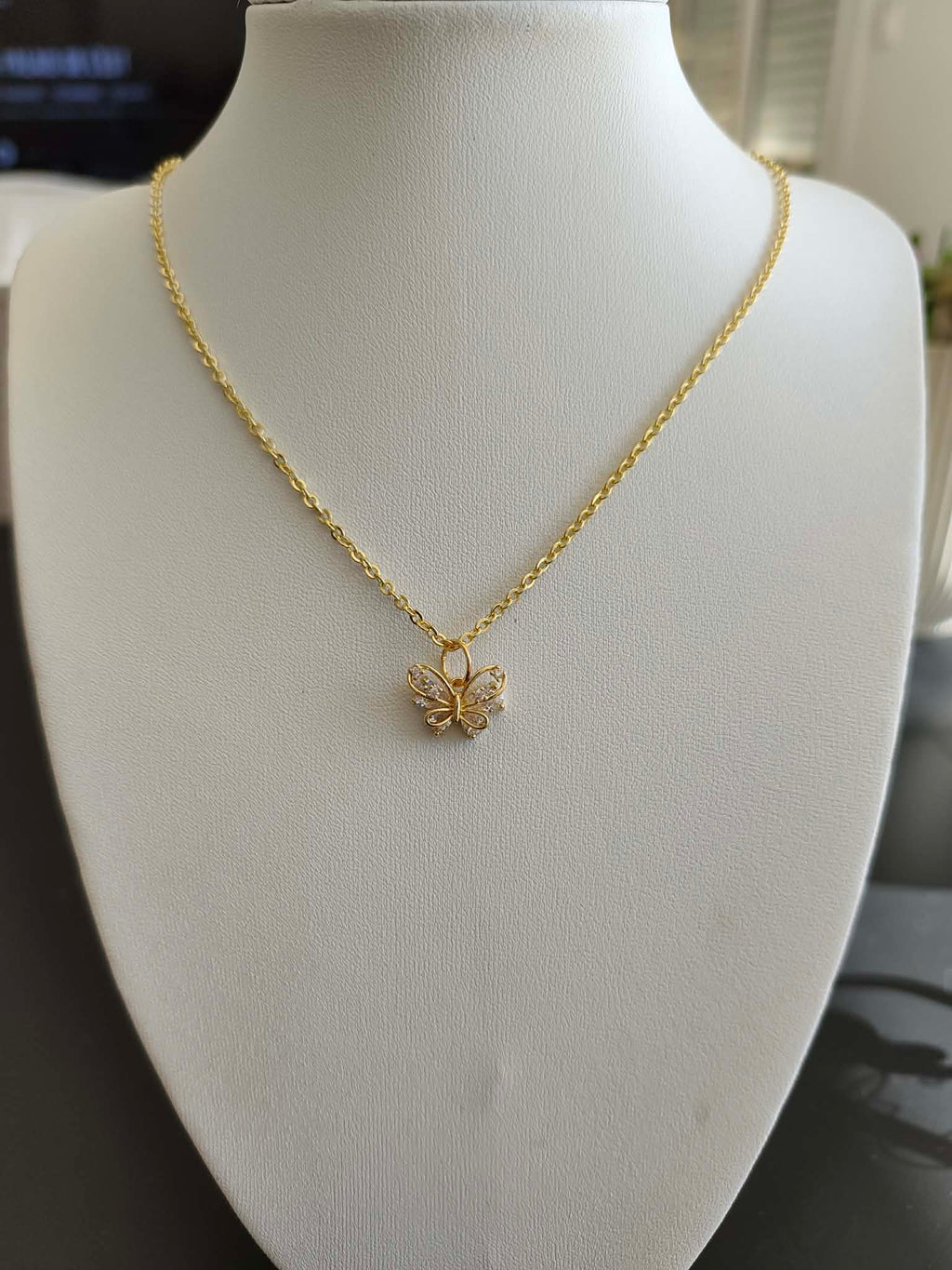 Collier "papillon de diamant"