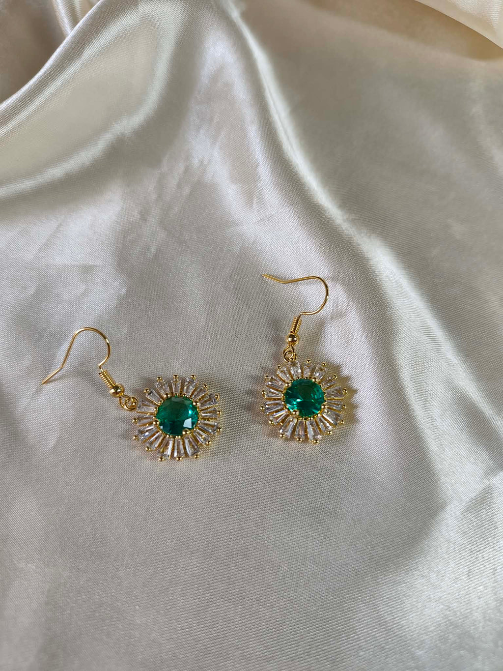 boucles d'oreilles "soleil vert"