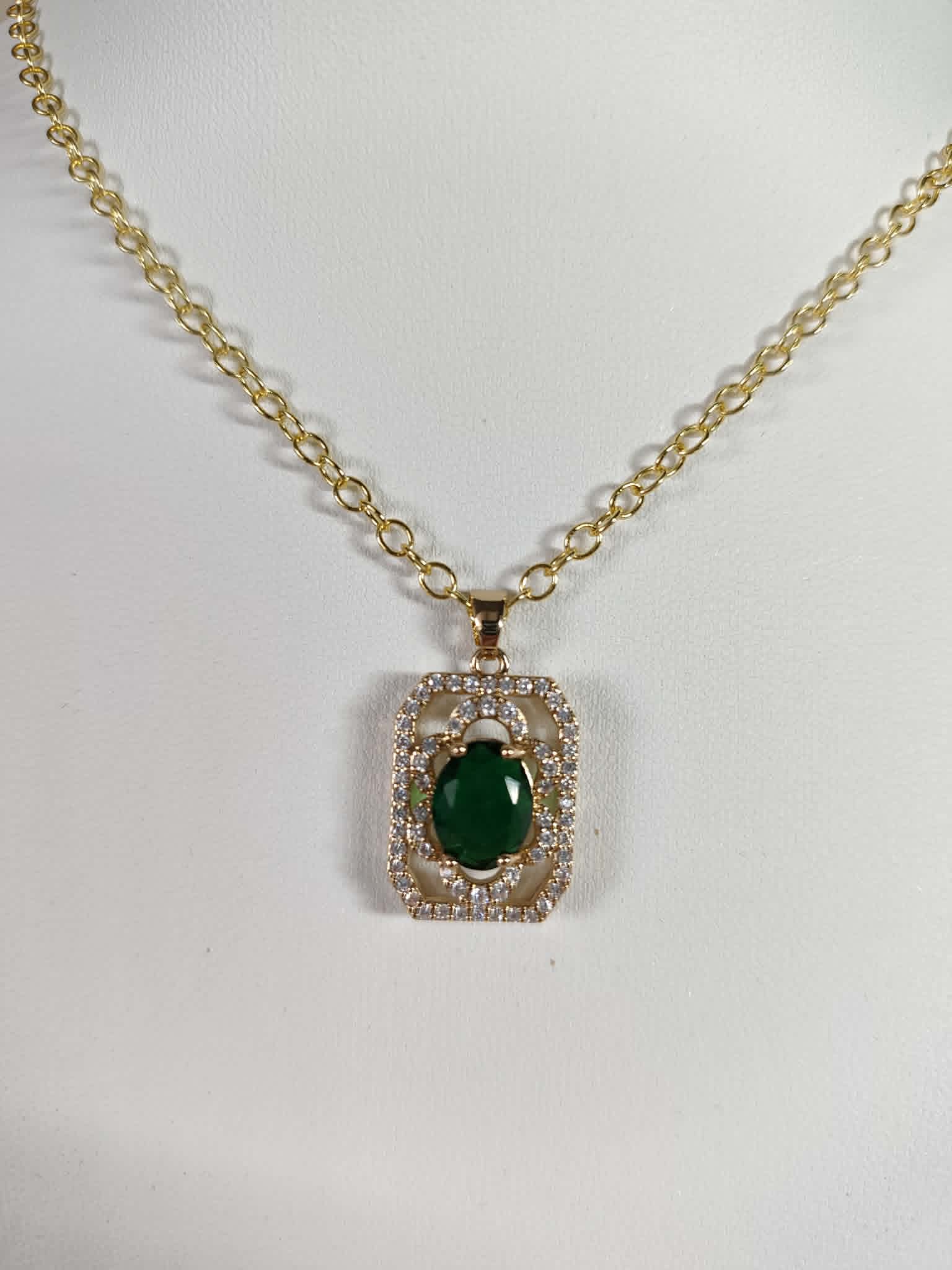 Collier "l'émeraude sublime"