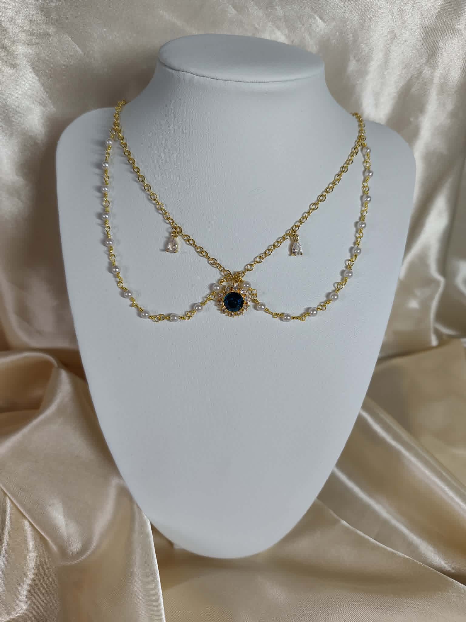 Parure "bleu royal"
