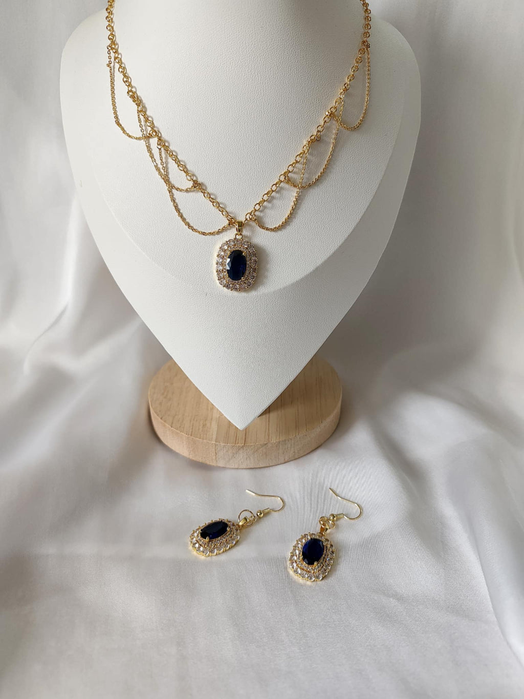 La parure doré et bleu saphir - Majesté