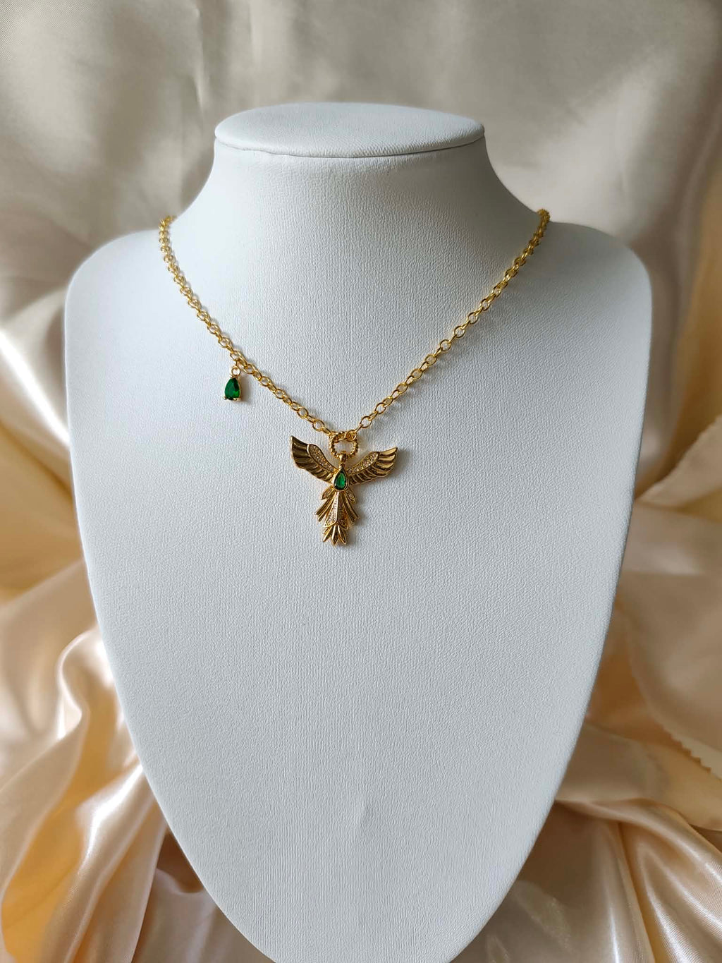 Le collier “Le Gardien du Royaume”