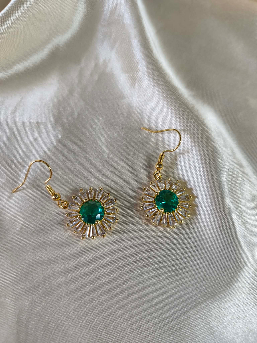 boucles d'oreilles "soleil vert"