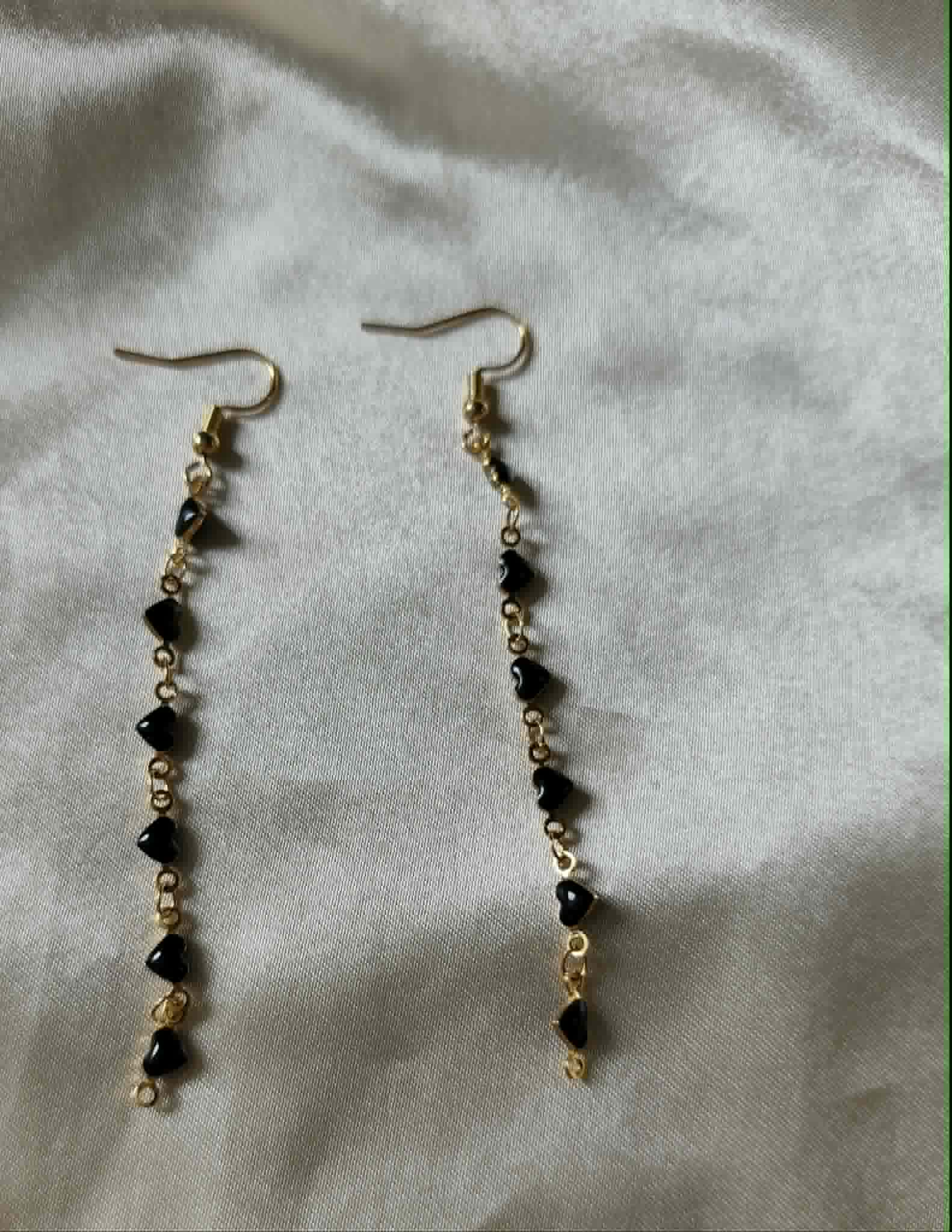 Parure "coeur noir" collier + boucles d'oreilles