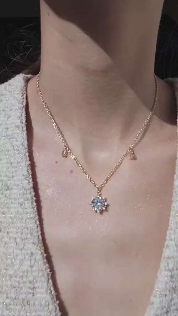 Collier soleil doré et brillant - Rayonnement Royal